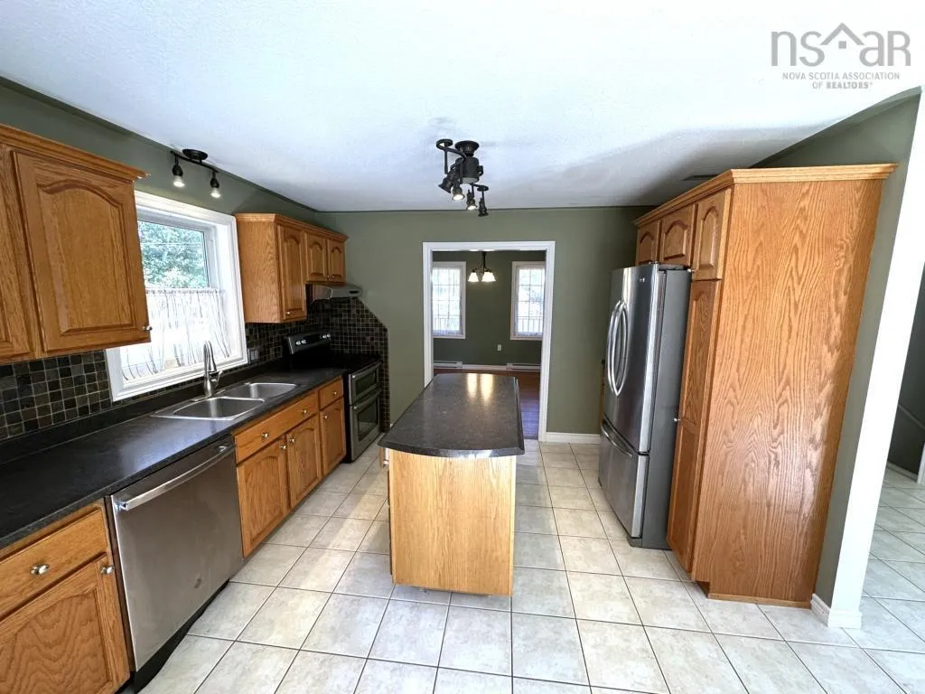 1779 Drummond Drive, Kingston, NS B0P 1R0, 4 Bedrooms Bedrooms, ,4 BathroomsBathrooms,Residential,For Sale,Drummond,202523648