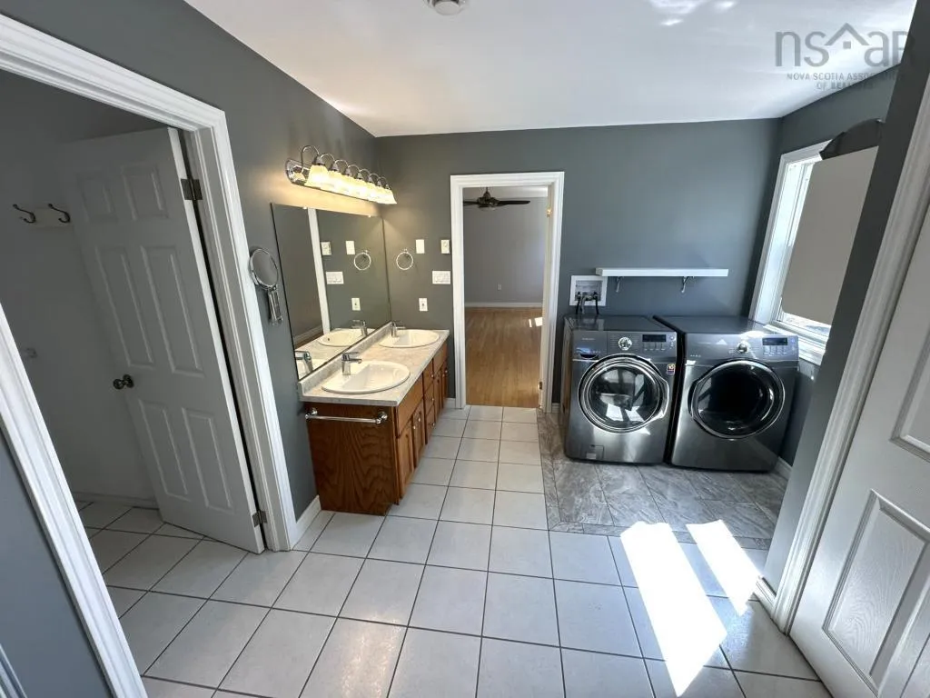1779 Drummond Drive, Kingston, NS B0P 1R0, 4 Bedrooms Bedrooms, ,4 BathroomsBathrooms,Residential,For Sale,Drummond,202523648