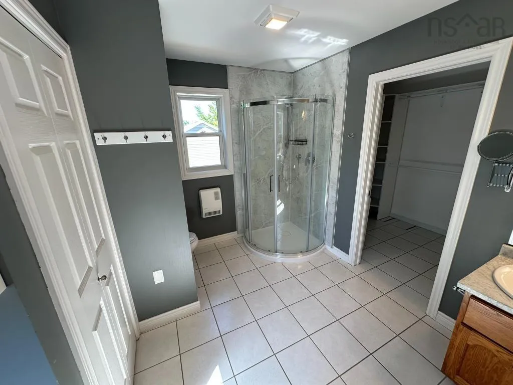 1779 Drummond Drive, Kingston, NS B0P 1R0, 4 Bedrooms Bedrooms, ,4 BathroomsBathrooms,Residential,For Sale,Drummond,202523648