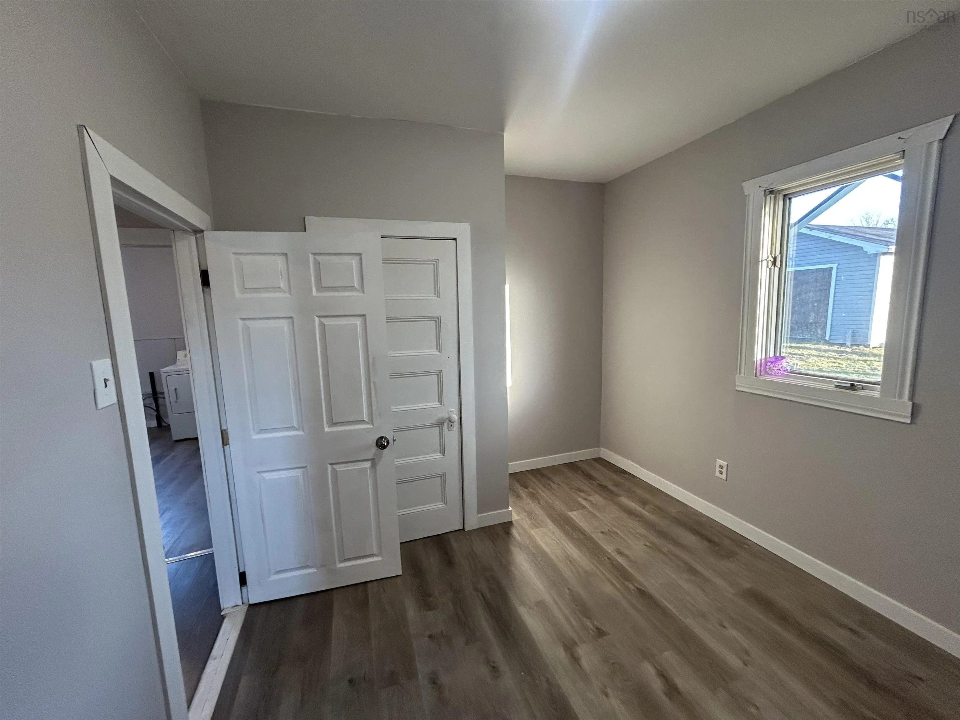 34 Oxford Avenue, Sydney Mines, NS B1V 2J2, 5 Bedrooms Bedrooms, ,Residential Income,For Sale,Oxford,202517467