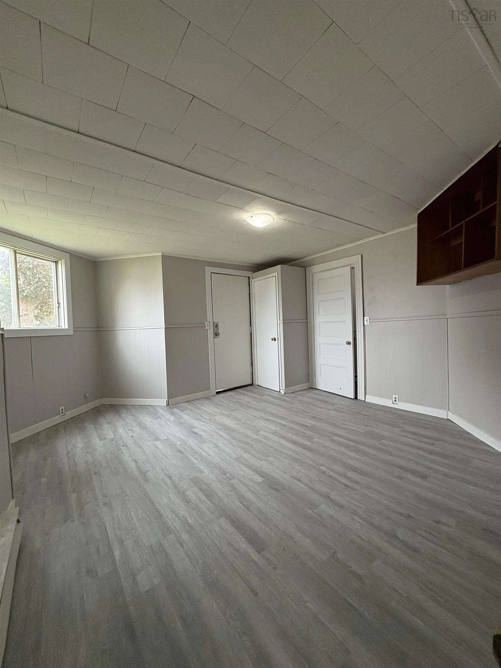 34 Oxford Avenue, Sydney Mines, NS B1V 2J2, 5 Bedrooms Bedrooms, ,Residential Income,For Sale,Oxford,202517467