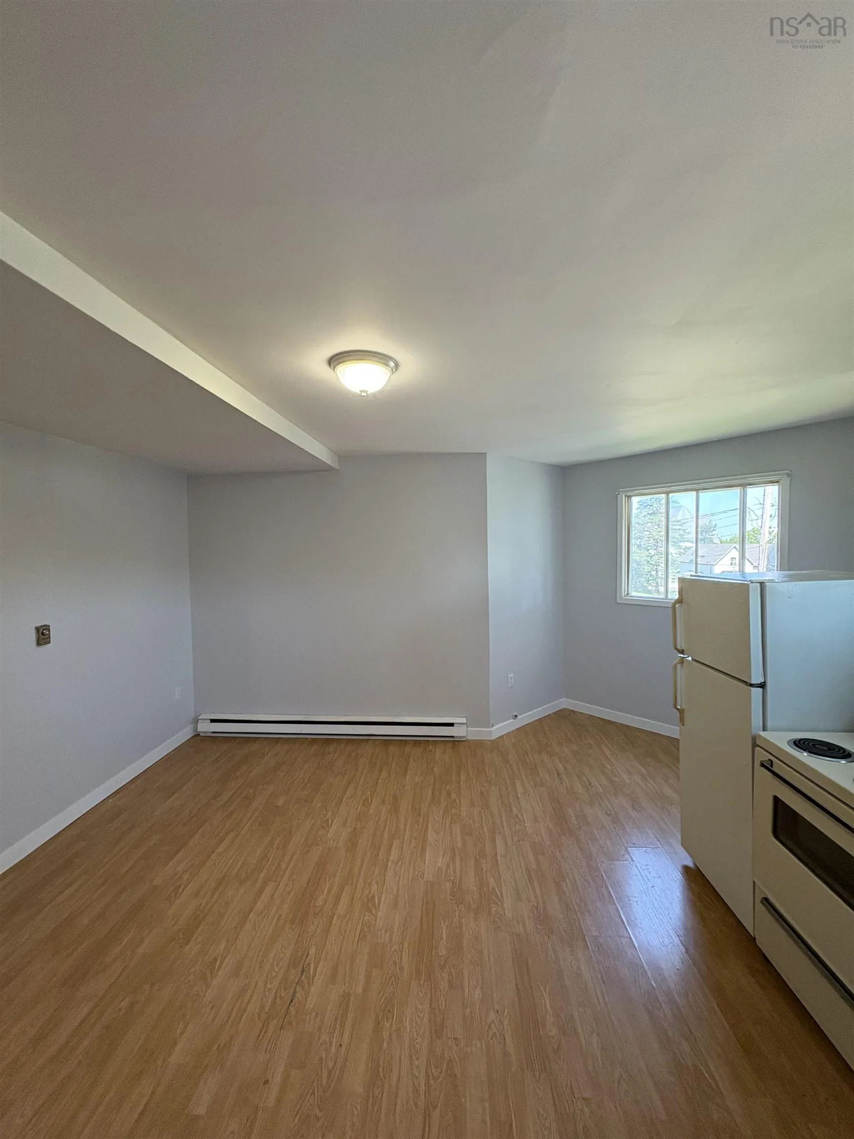 34 Oxford Avenue, Sydney Mines, NS B1V 2J2, 5 Bedrooms Bedrooms, ,Residential Income,For Sale,Oxford,202517467