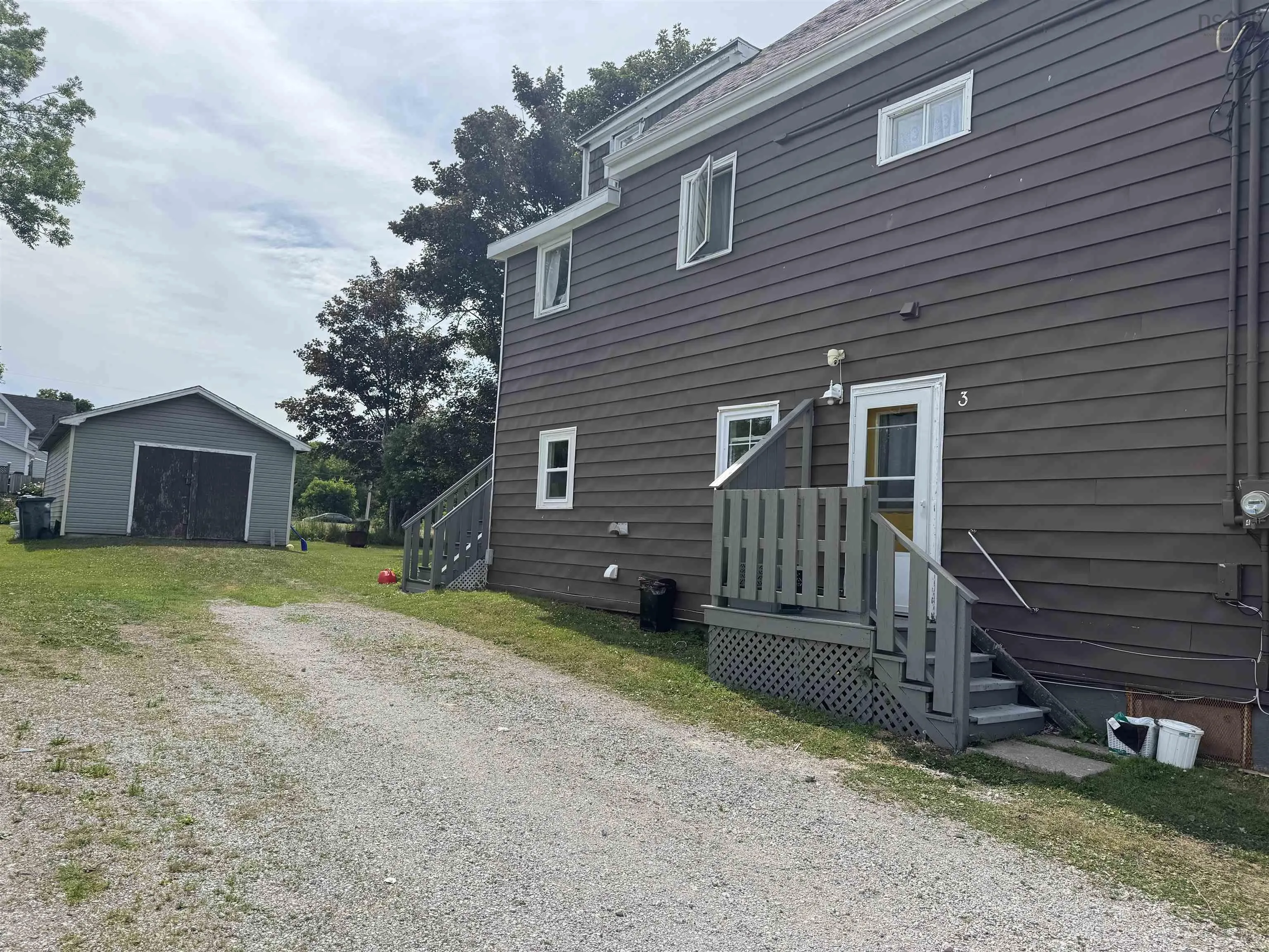 34 Oxford Avenue, Sydney Mines, NS B1V 2J2, 5 Bedrooms Bedrooms, ,Residential Income,For Sale,Oxford,202517467