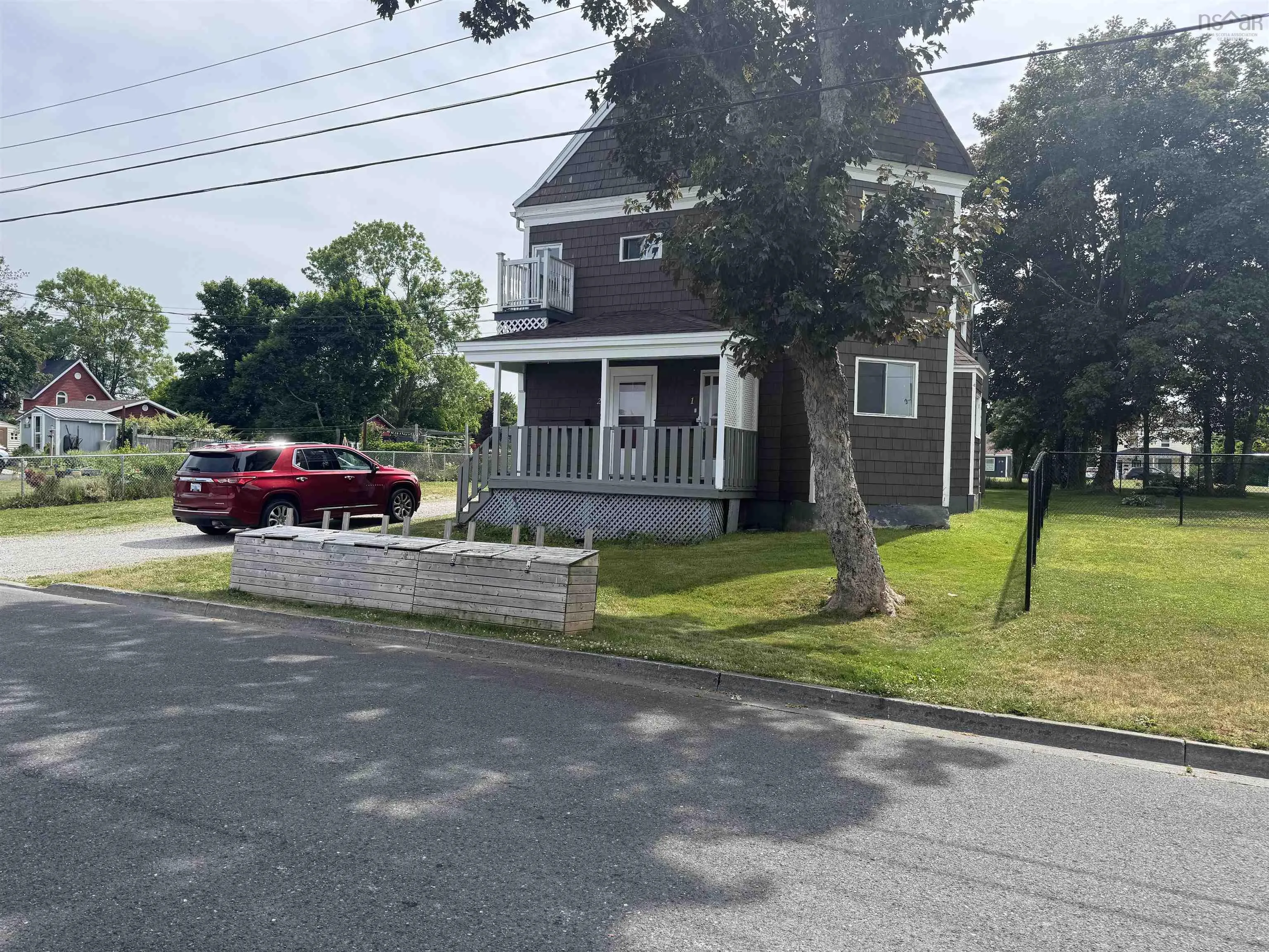 34 Oxford Avenue, Sydney Mines, NS B1V 2J2, 5 Bedrooms Bedrooms, ,Residential Income,For Sale,Oxford,202517467