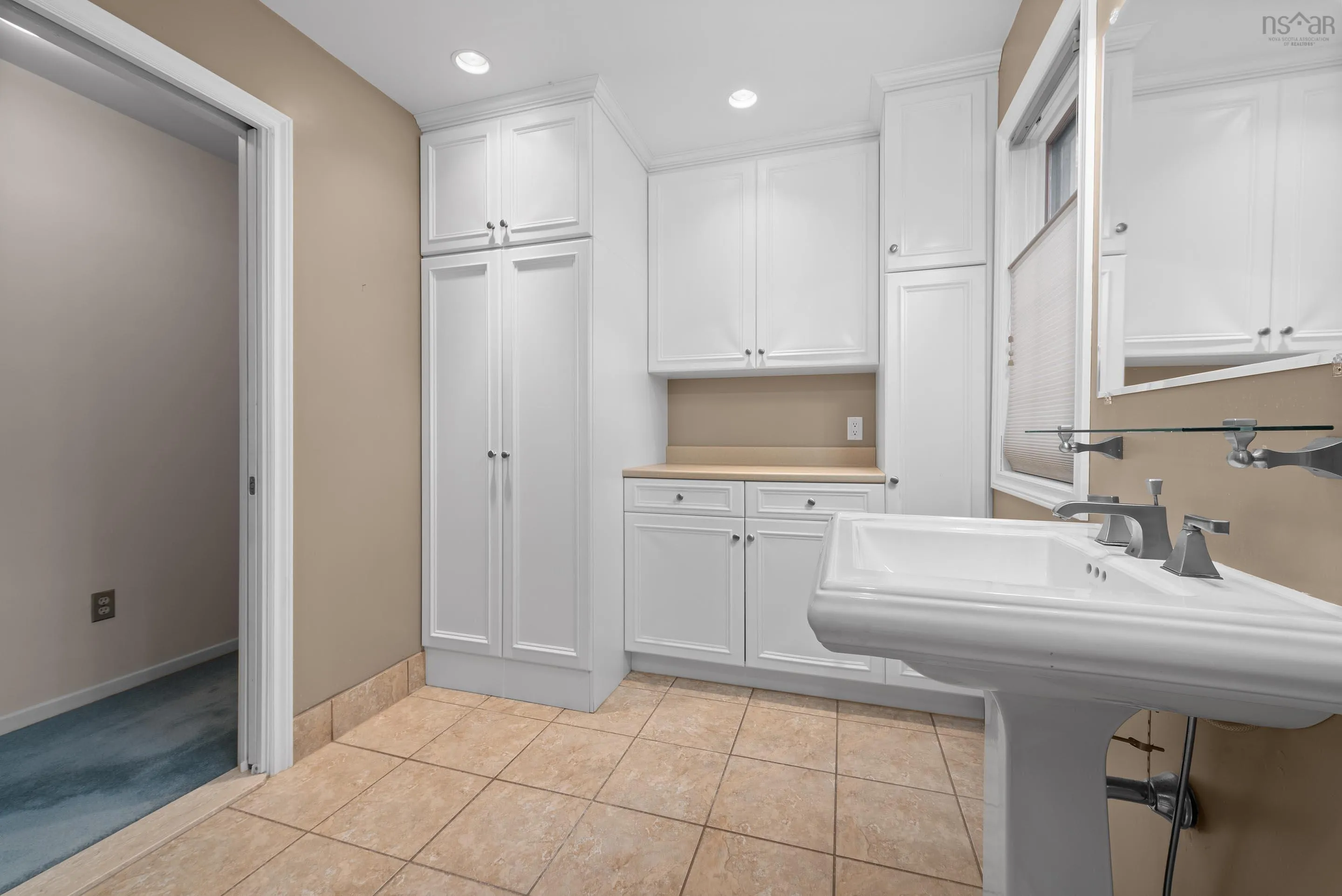 6 Edenbank Terrace, Dartmouth, NS B3A 3S4, 5 Bedrooms Bedrooms, ,4 BathroomsBathrooms,Residential,For Sale,Edenbank,202521932
