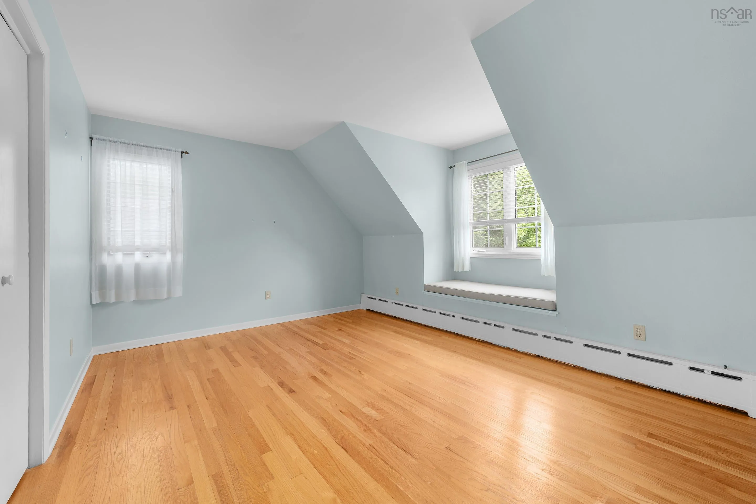 6 Edenbank Terrace, Dartmouth, NS B3A 3S4, 5 Bedrooms Bedrooms, ,4 BathroomsBathrooms,Residential,For Sale,Edenbank,202521932