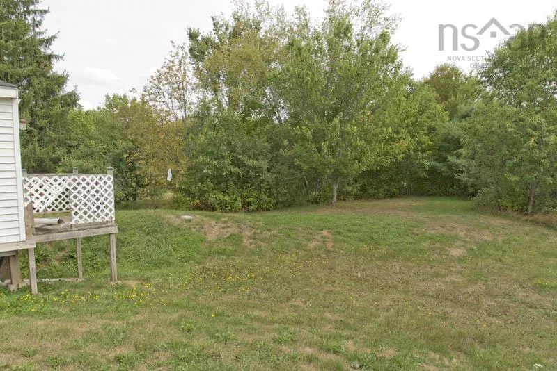 743 Falmouth Back Rd, Falmouth, NS B0P 1P0, 3 Bedrooms Bedrooms, ,1 BathroomBathrooms,Residential,For Sale,Falmouth Back Rd,202523292