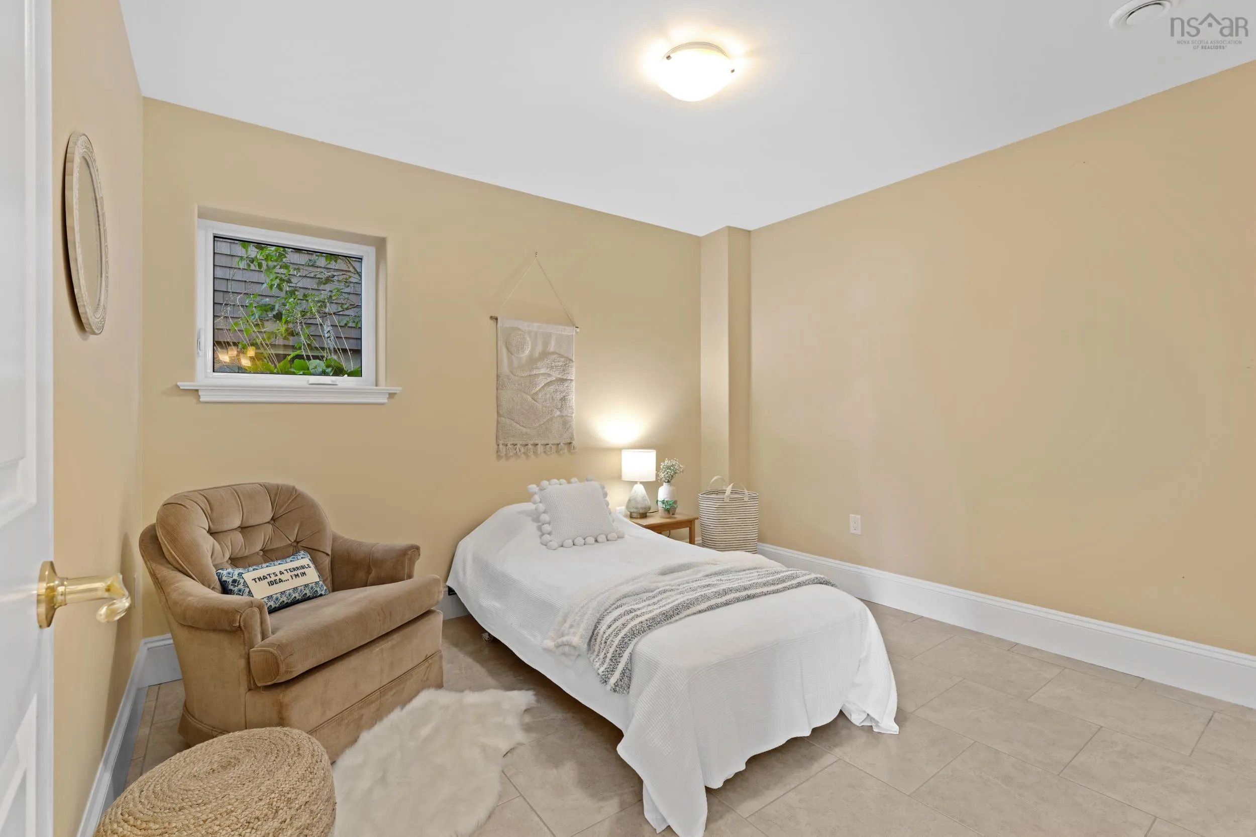 60 Shore Road, Dartmouth, NS B3A 1A3, 3 Bedrooms Bedrooms, ,4 BathroomsBathrooms,Residential,For Sale,Shore,202522887