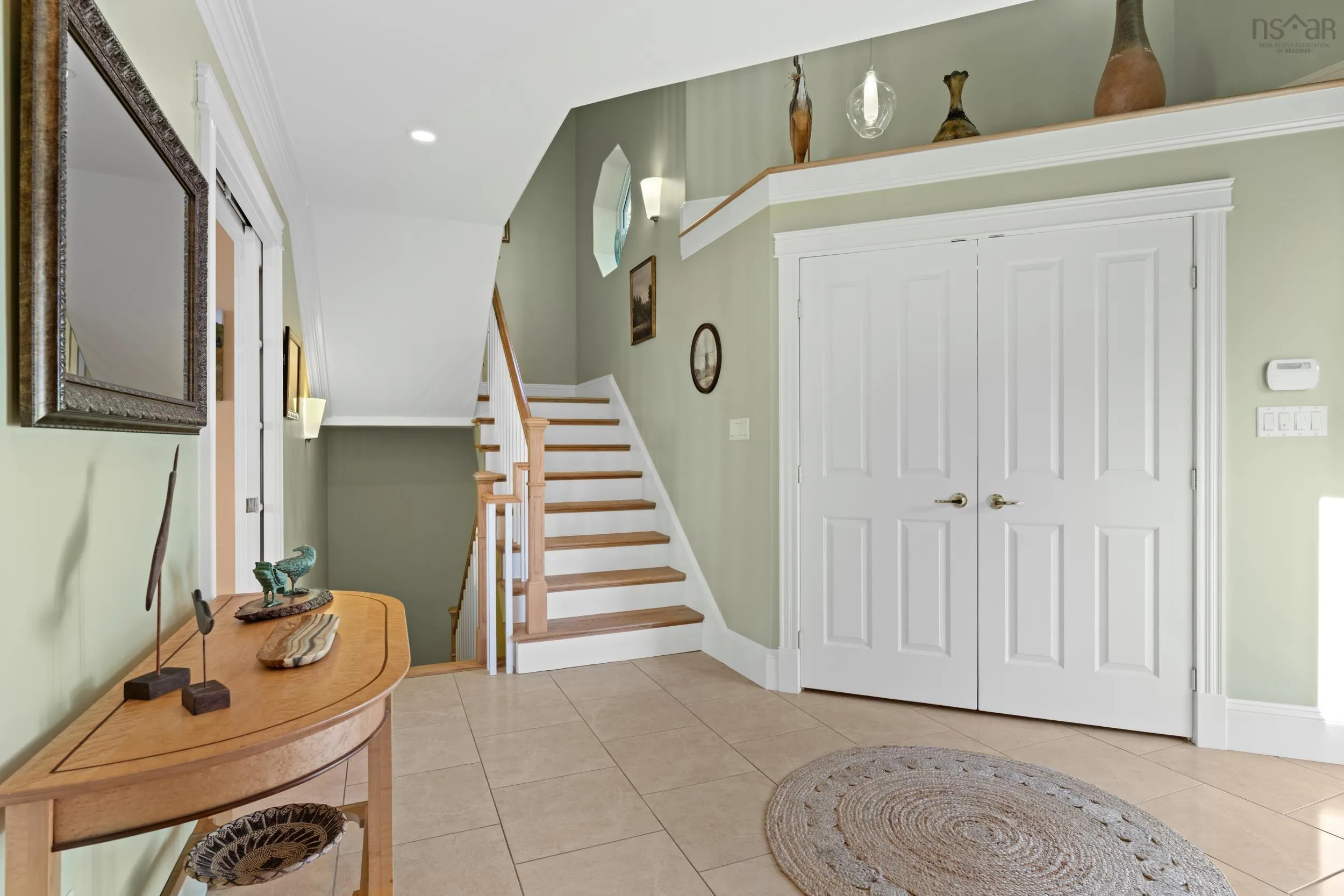 60 Shore Road, Dartmouth, NS B3A 1A3, 3 Bedrooms Bedrooms, ,4 BathroomsBathrooms,Residential,For Sale,Shore,202522887