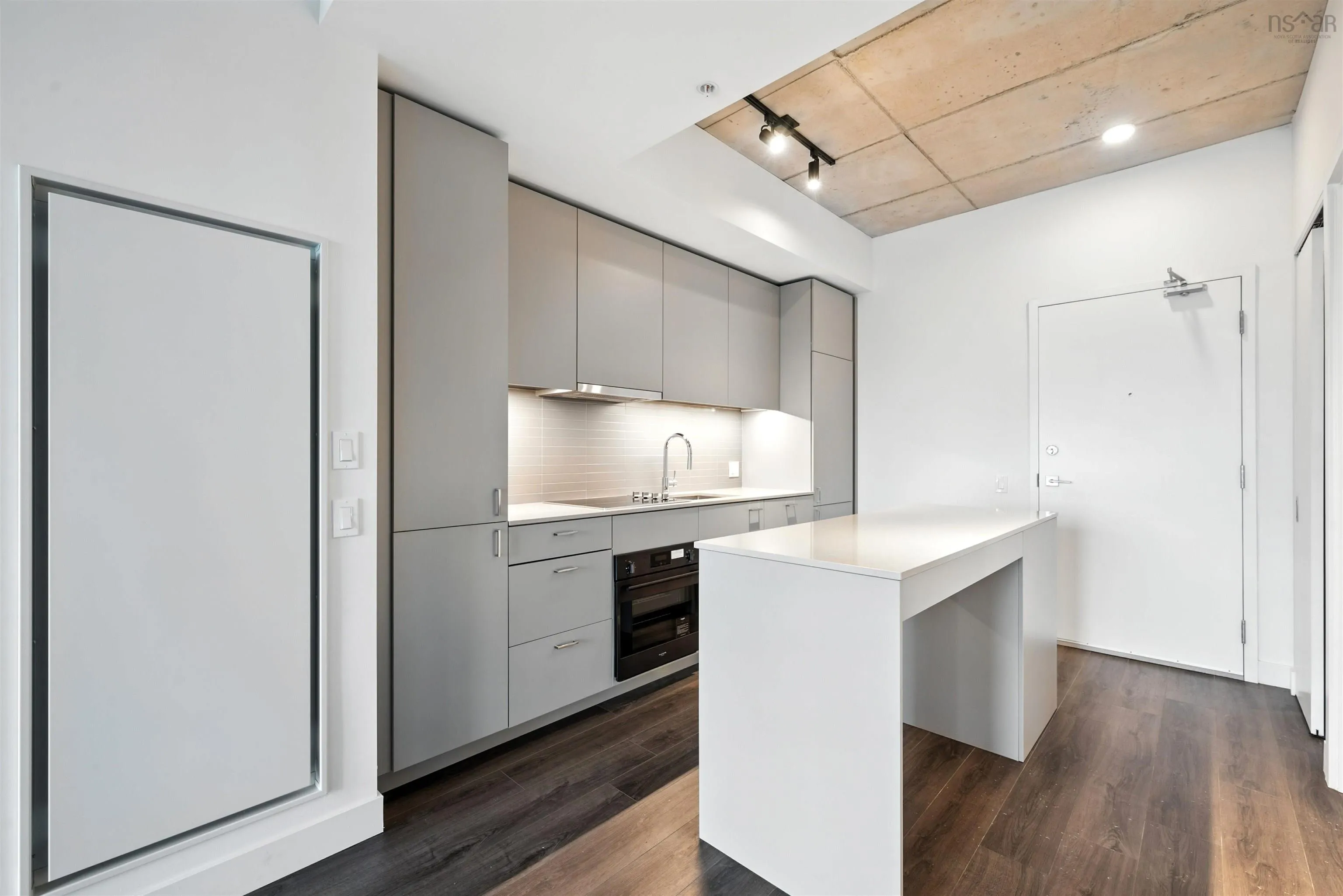 708-5511 Bilby Street, Halifax, NS B3K 0M5, 2 Bedrooms Bedrooms, ,1 BathroomBathrooms,Residential,For Sale,Bilby,202521615
