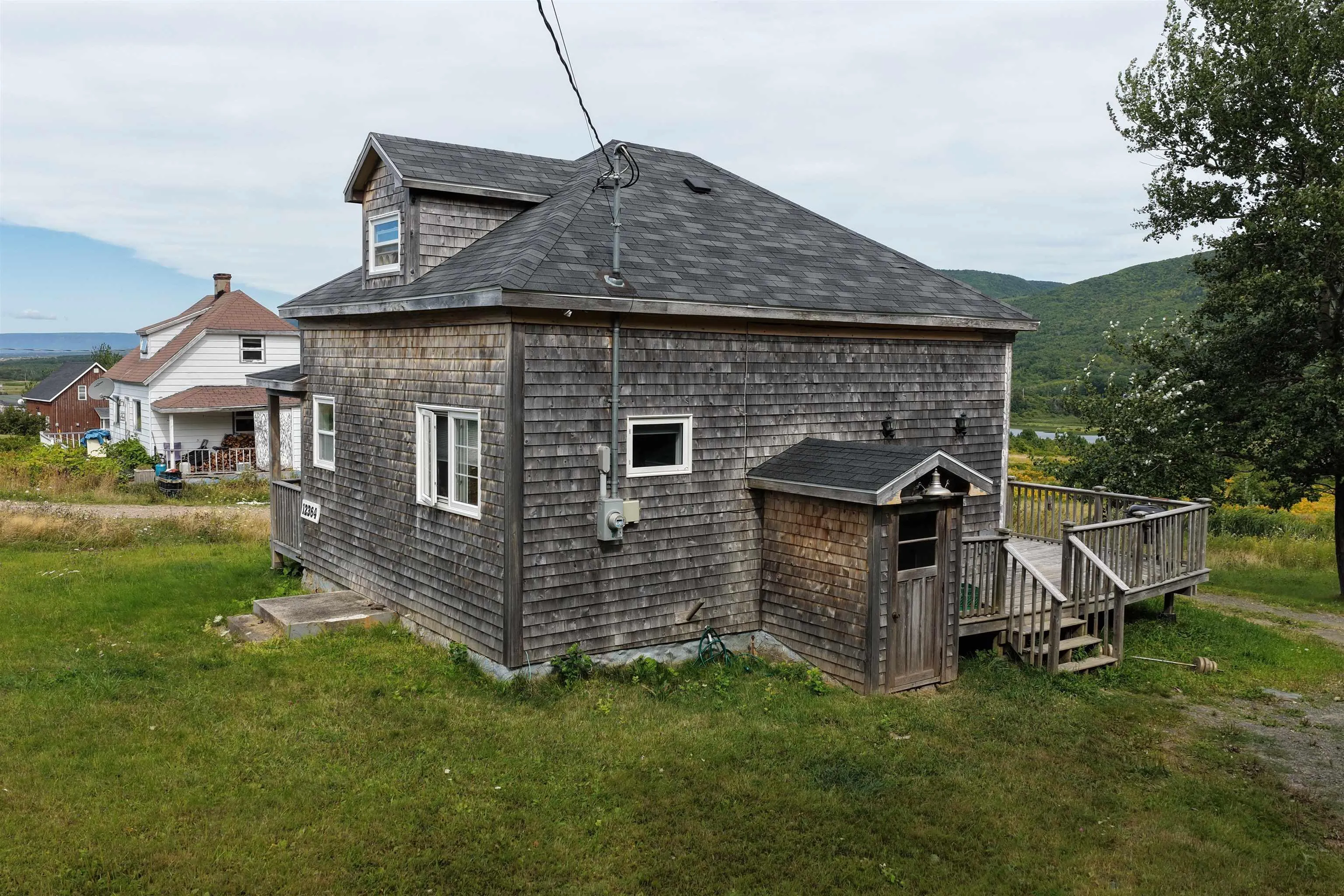 12364 Cabot Trail, St. Joseph Du Moine, NS B0E 3A0, 3 Bedrooms Bedrooms, ,1 BathroomBathrooms,Residential,For Sale,Cabot,202521778