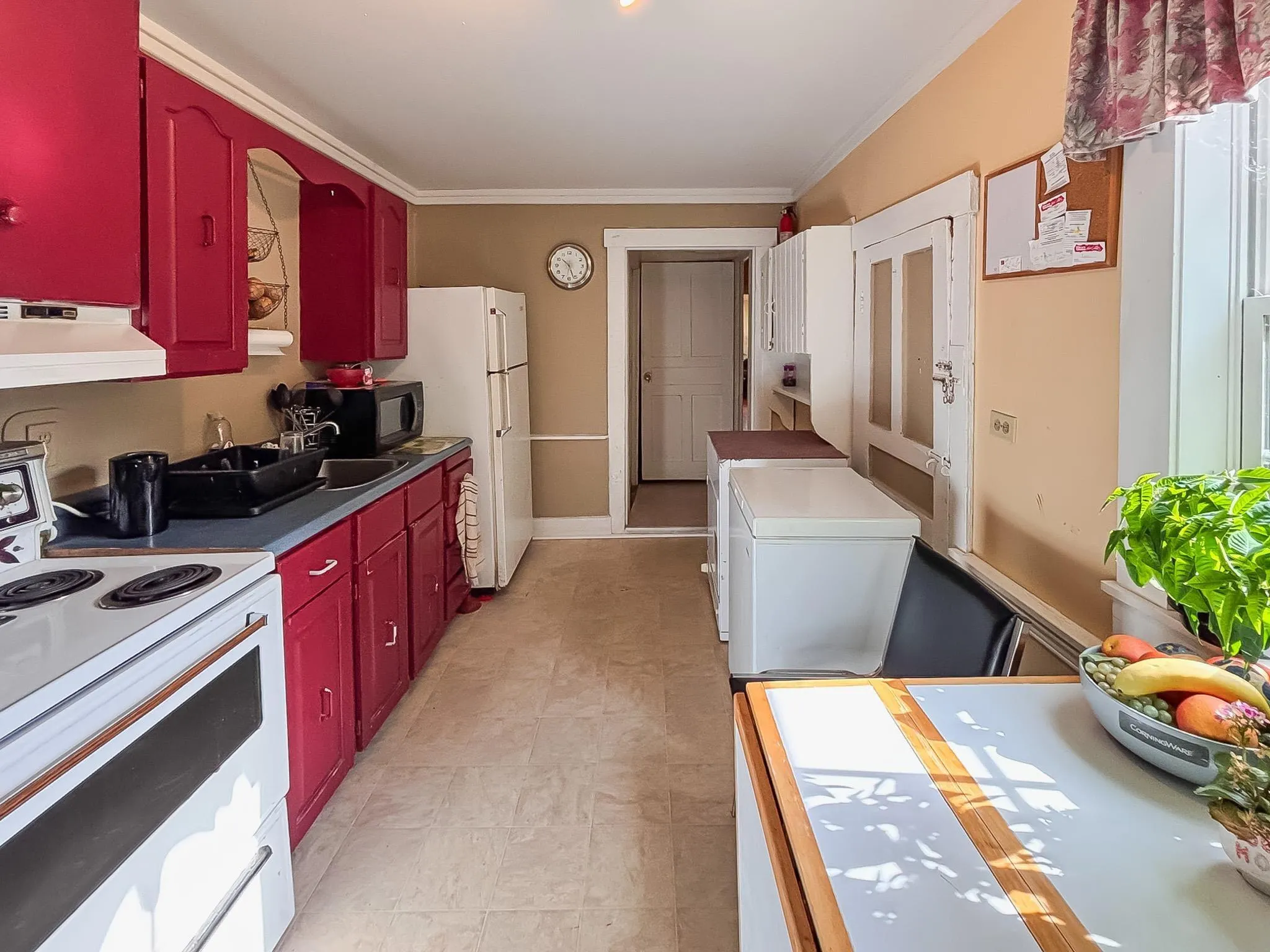57 King Street, Bridgewater, NS B4V 1A1, 5 Bedrooms Bedrooms, ,4 BathroomsBathrooms,Residential,For Sale,King,202522858