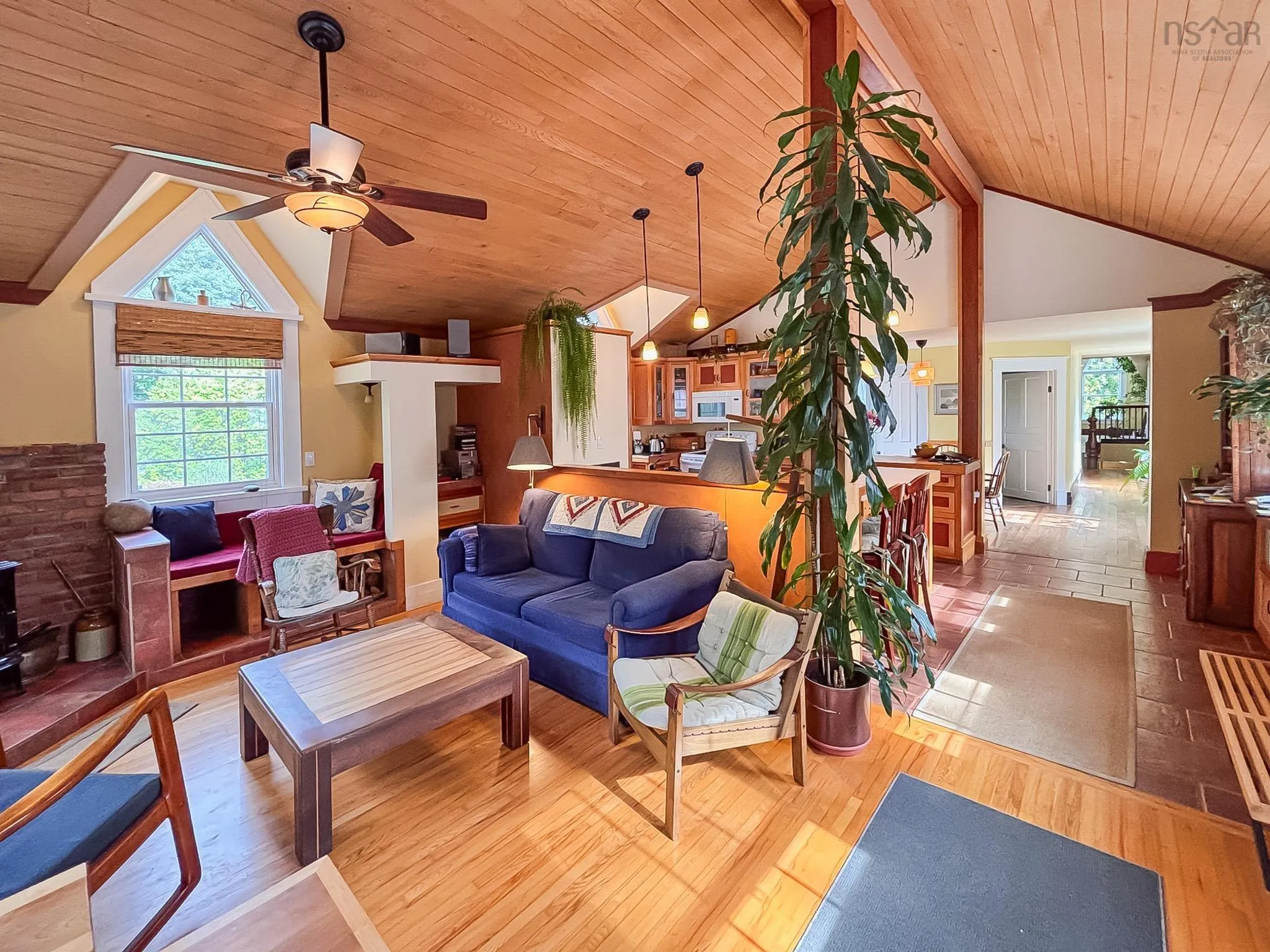 57 King Street, Bridgewater, NS B4V 1A1, 5 Bedrooms Bedrooms, ,4 BathroomsBathrooms,Residential,For Sale,King,202522858