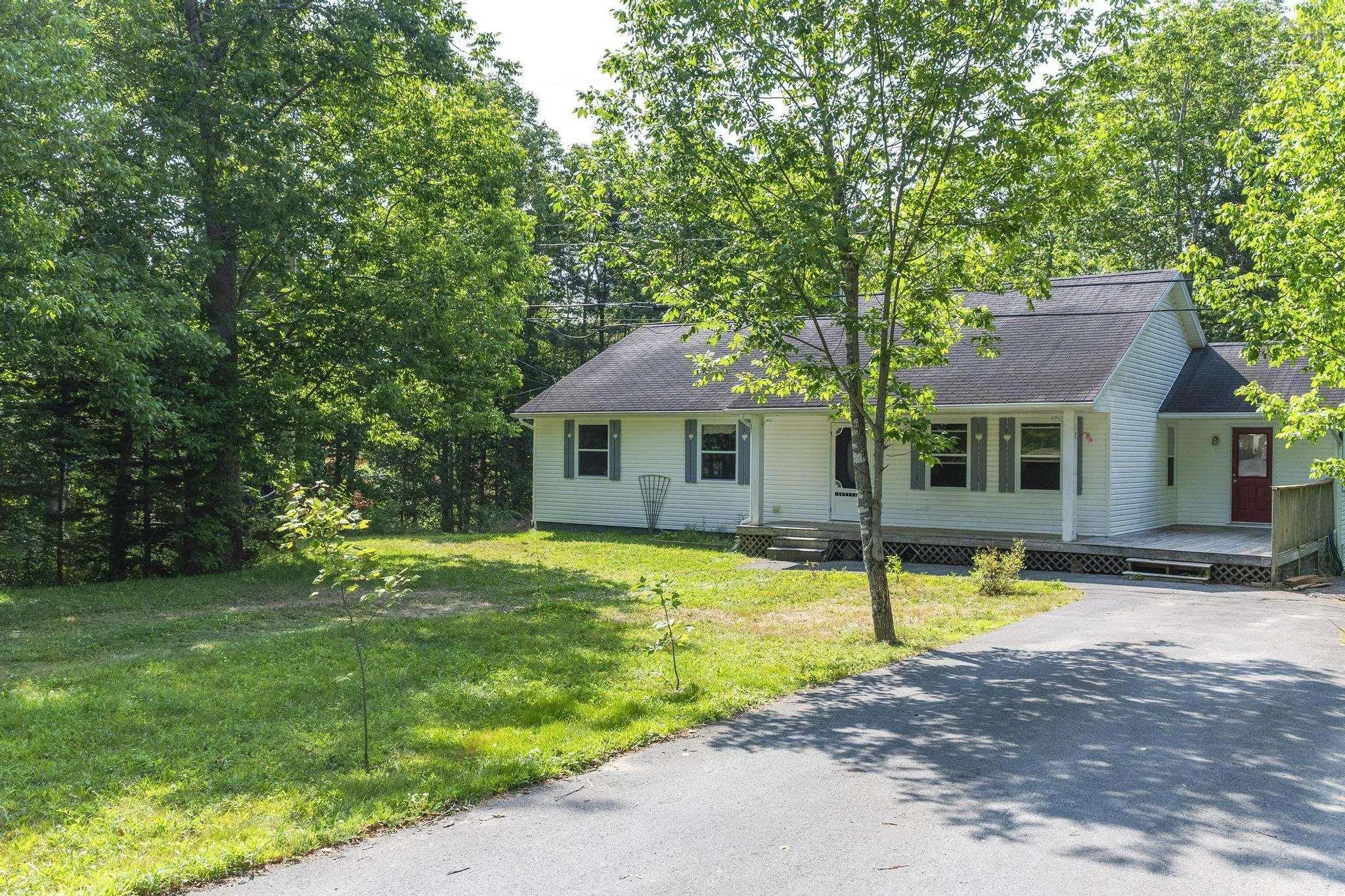 123 Croft Road, Chester Basin, NS B0J 1K0, 5 Bedrooms Bedrooms, ,2 BathroomsBathrooms,Residential,For Sale,Croft,202520539