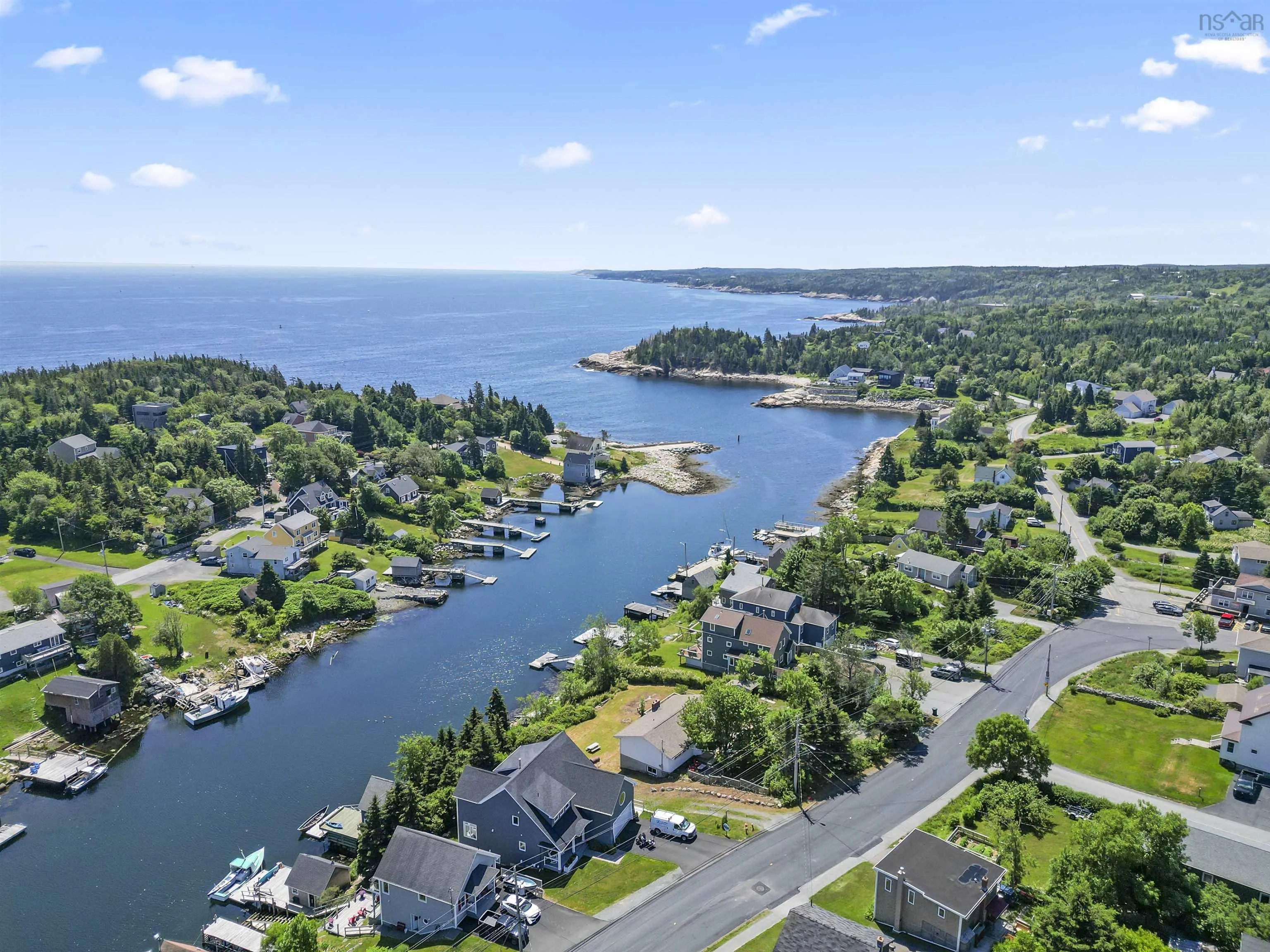 1582 John Brackett Drive, Herring Cove, NS B3V 1G8, 4 Bedrooms Bedrooms, ,3 BathroomsBathrooms,Residential,For Sale,John Brackett,202517674