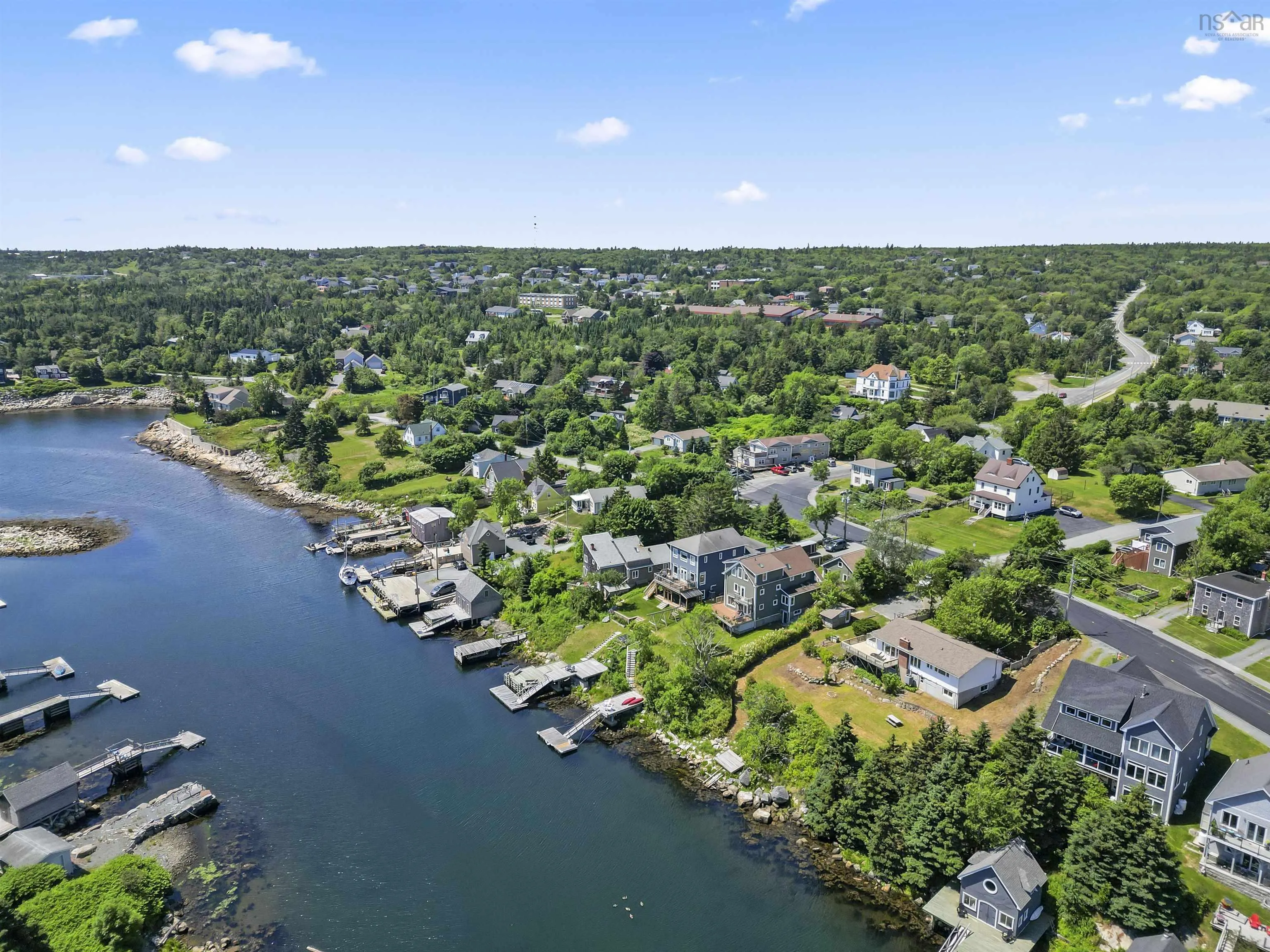 1582 John Brackett Drive, Herring Cove, NS B3V 1G8, 4 Bedrooms Bedrooms, ,3 BathroomsBathrooms,Residential,For Sale,John Brackett,202517674