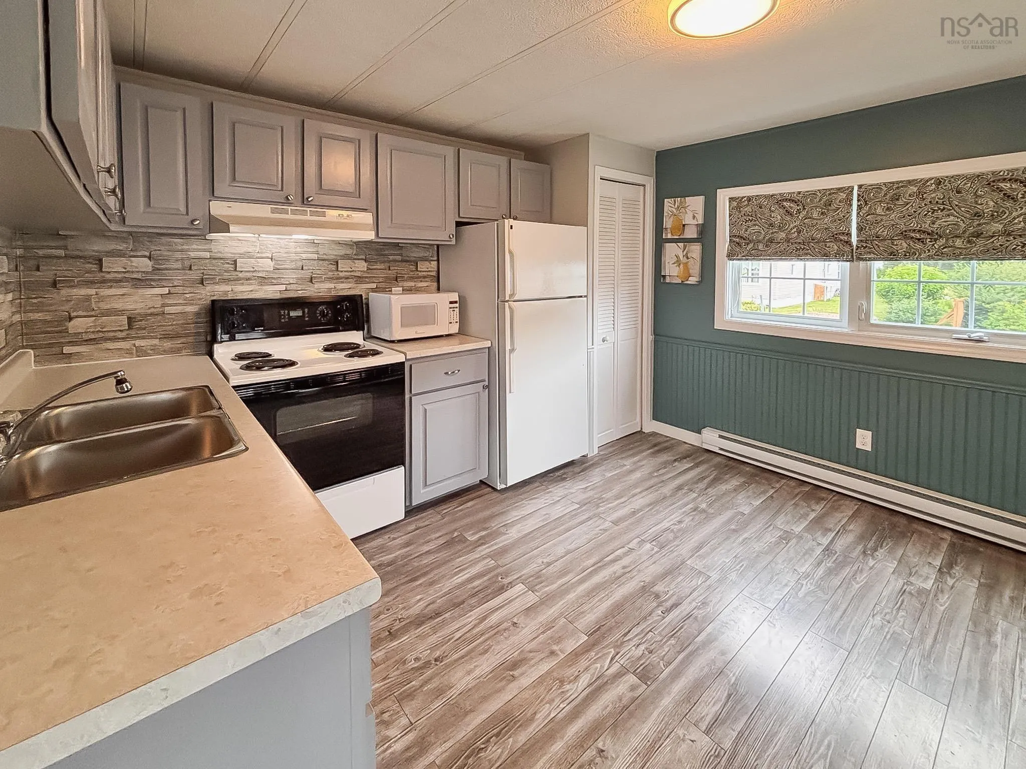 1 Spring Crescent, Bridgewater, NS B4V 3G3, 3 Bedrooms Bedrooms, ,1 BathroomBathrooms,Residential,For Sale,Spring,202518178