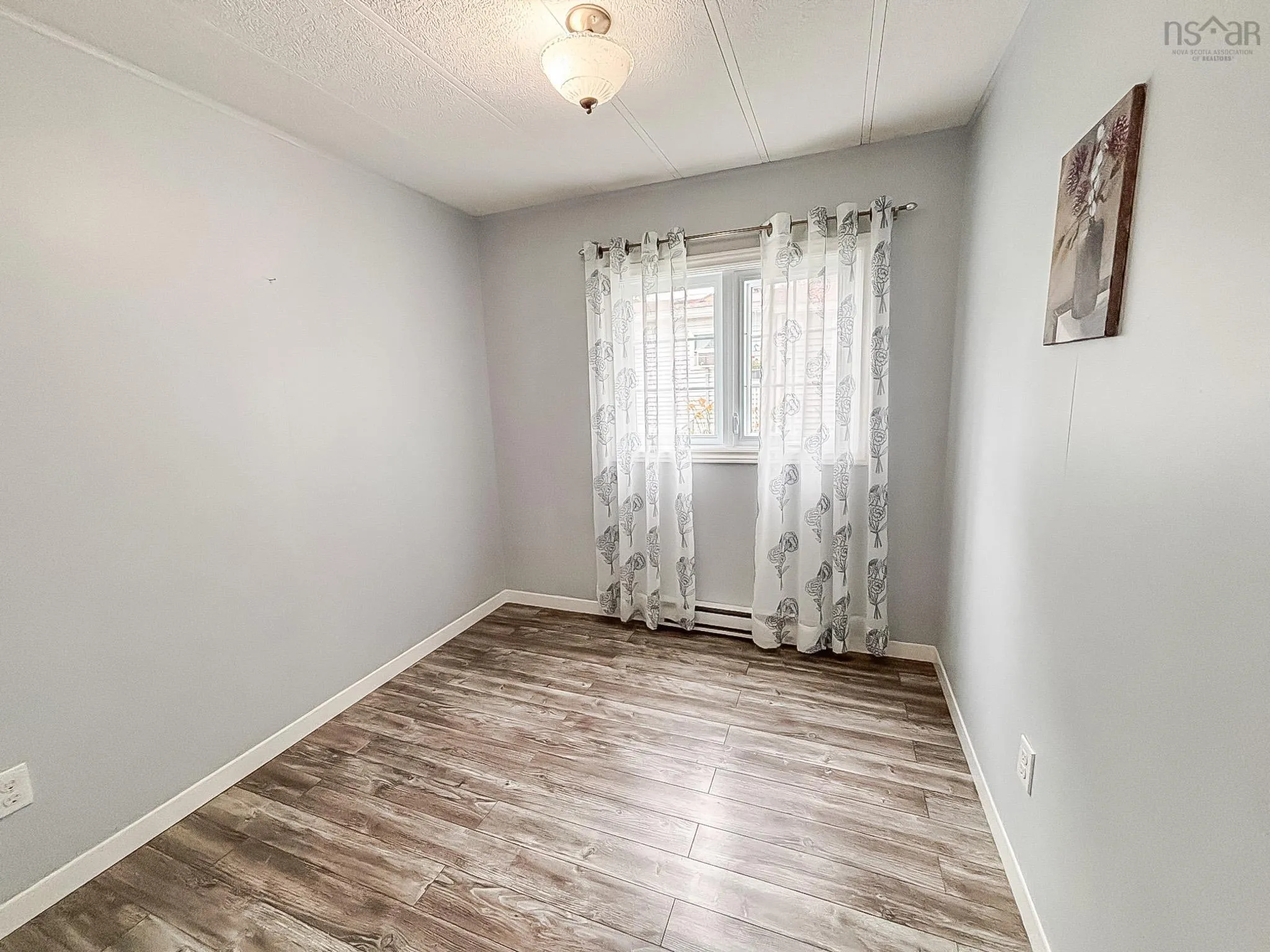 1 Spring Crescent, Bridgewater, NS B4V 3G3, 3 Bedrooms Bedrooms, ,1 BathroomBathrooms,Residential,For Sale,Spring,202518178