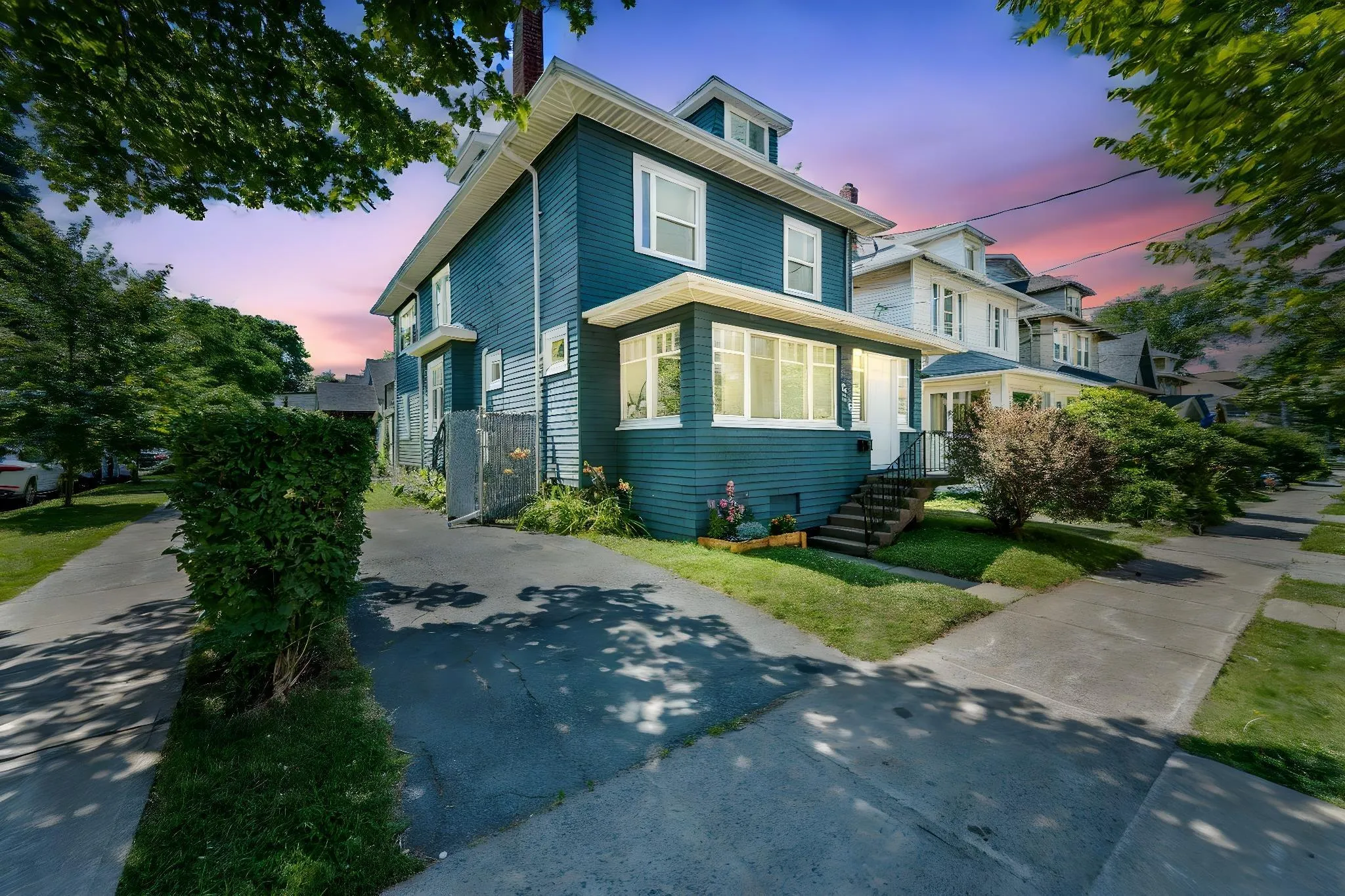 6354 Pepperell Street, Halifax, NS B3H 2P4, 6 Bedrooms Bedrooms, ,Residential Income,For Sale,Pepperell,202524212