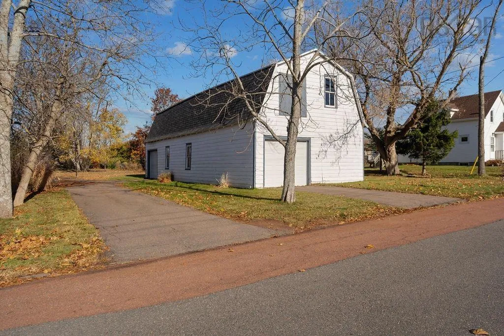 204 Water Street, Pugwash Ns B0k 1l0, ,Commercial Sale,For Sale,Queen,202427089