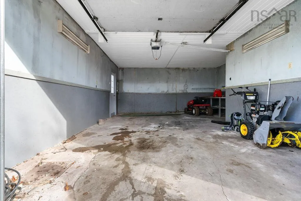 204 Water Street, Pugwash Ns B0k 1l0, ,Commercial Sale,For Sale,Queen,202427089