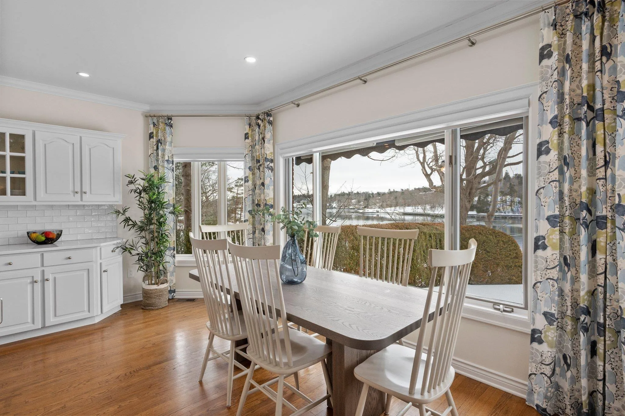 6634 South Street, Halifax Ns B3h 1v2, 4 Bedrooms Bedrooms, ,4 BathroomsBathrooms,Residential,For Sale,South,202503432