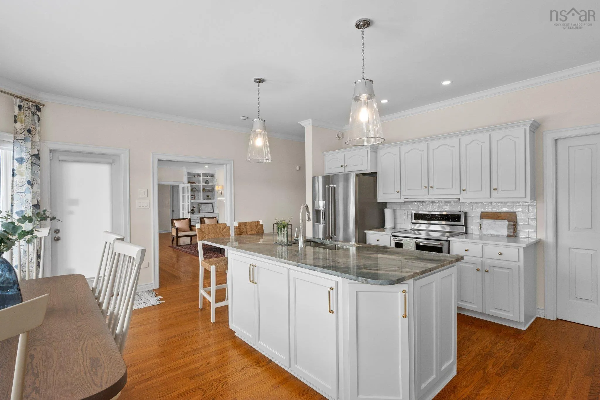 6634 South Street, Halifax Ns B3h 1v2, 4 Bedrooms Bedrooms, ,4 BathroomsBathrooms,Residential,For Sale,South,202503432