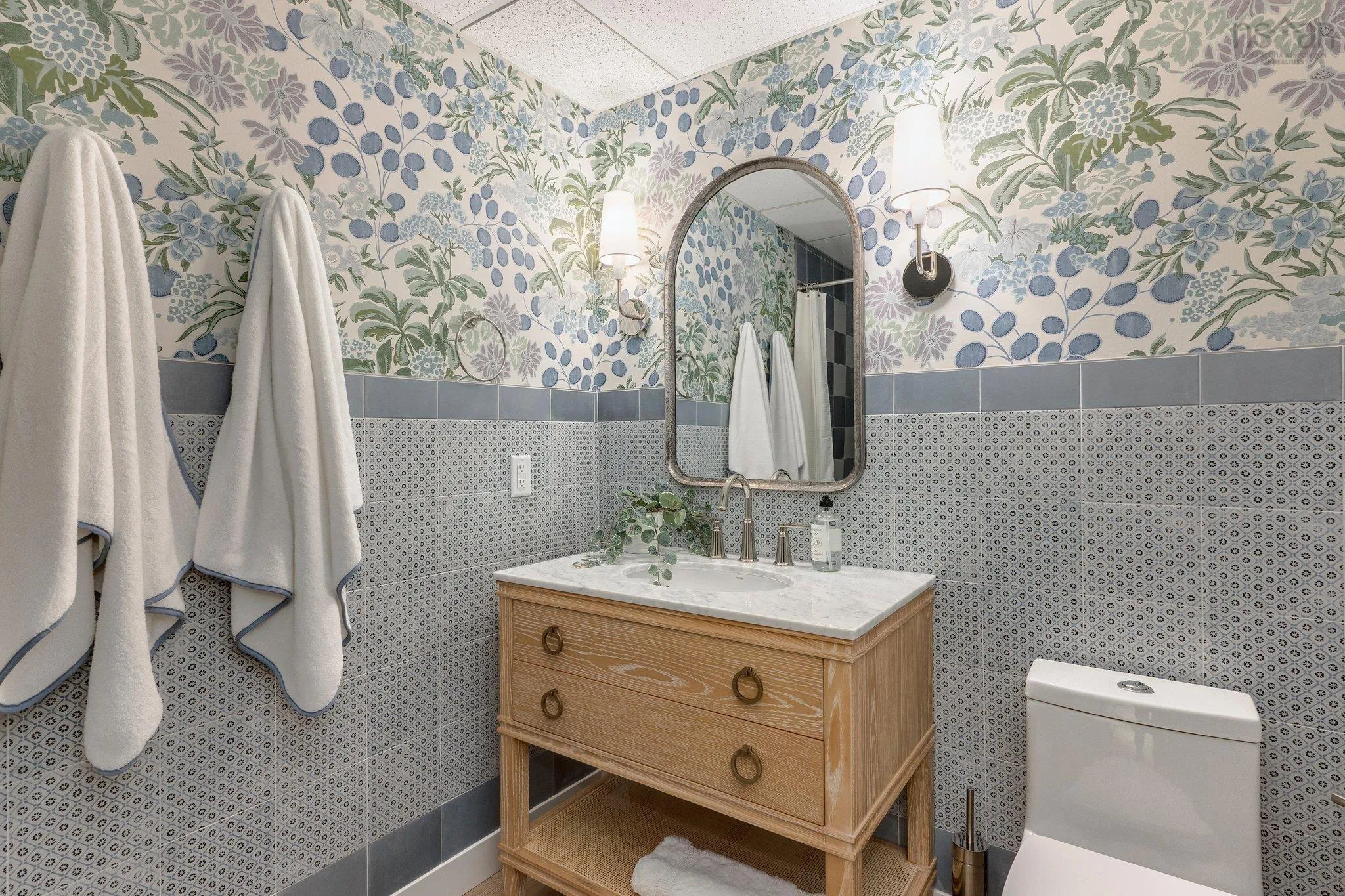 6634 South Street, Halifax Ns B3h 1v2, 4 Bedrooms Bedrooms, ,4 BathroomsBathrooms,Residential,For Sale,South,202503432