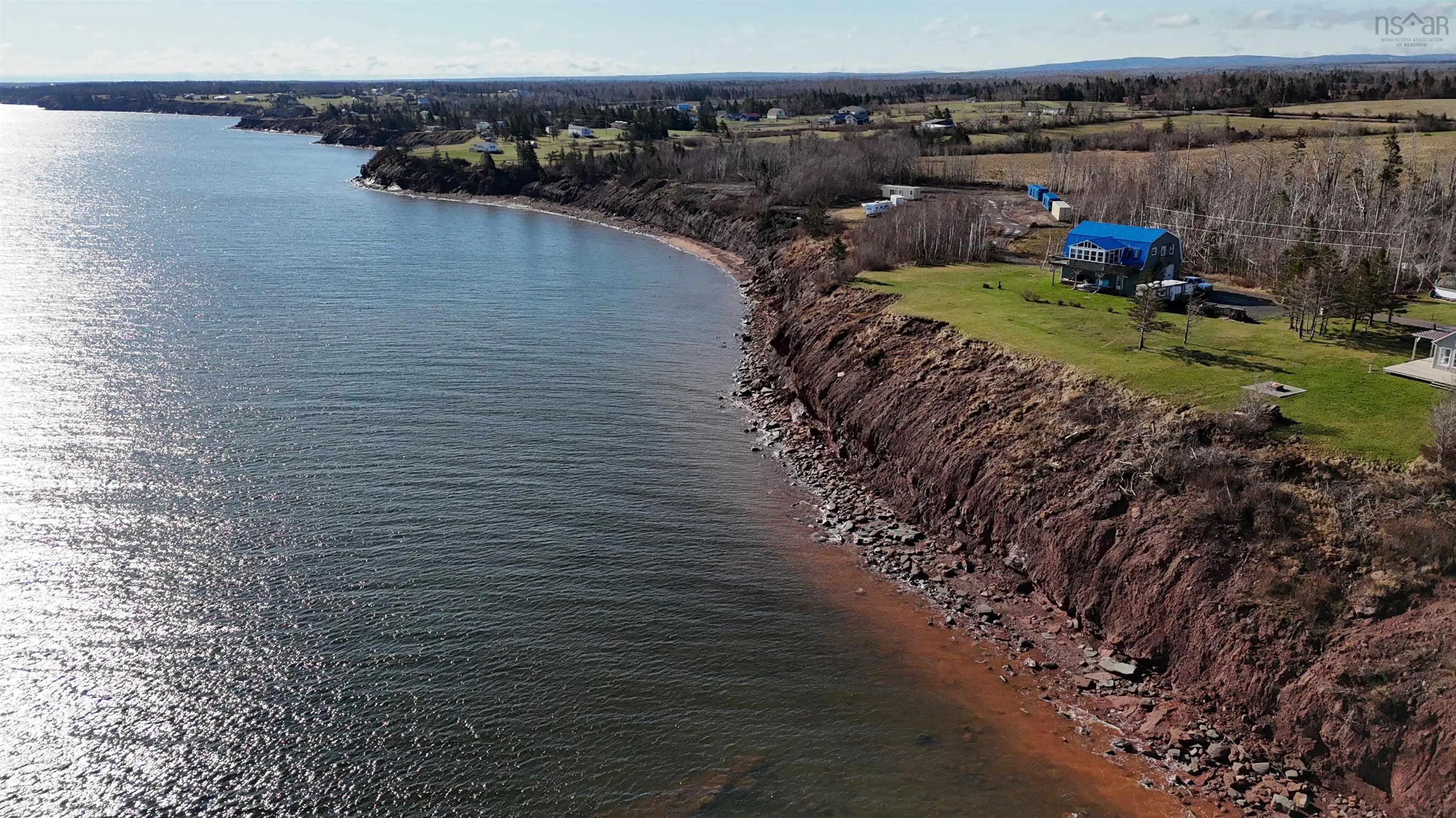 124 Red Cliff Drive, Seafoam Ns B0k 1h0, 3 Bedrooms Bedrooms, ,1 BathroomBathrooms,Residential,For Sale,Red Cliff,202504595