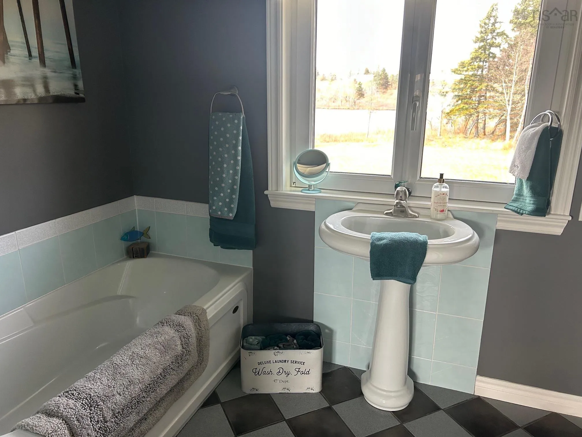 78 Fort Point Road, Lahave Ns B0r 1c0, 3 Bedrooms Bedrooms, ,3 BathroomsBathrooms,Residential,For Sale,Fort Point,202508722