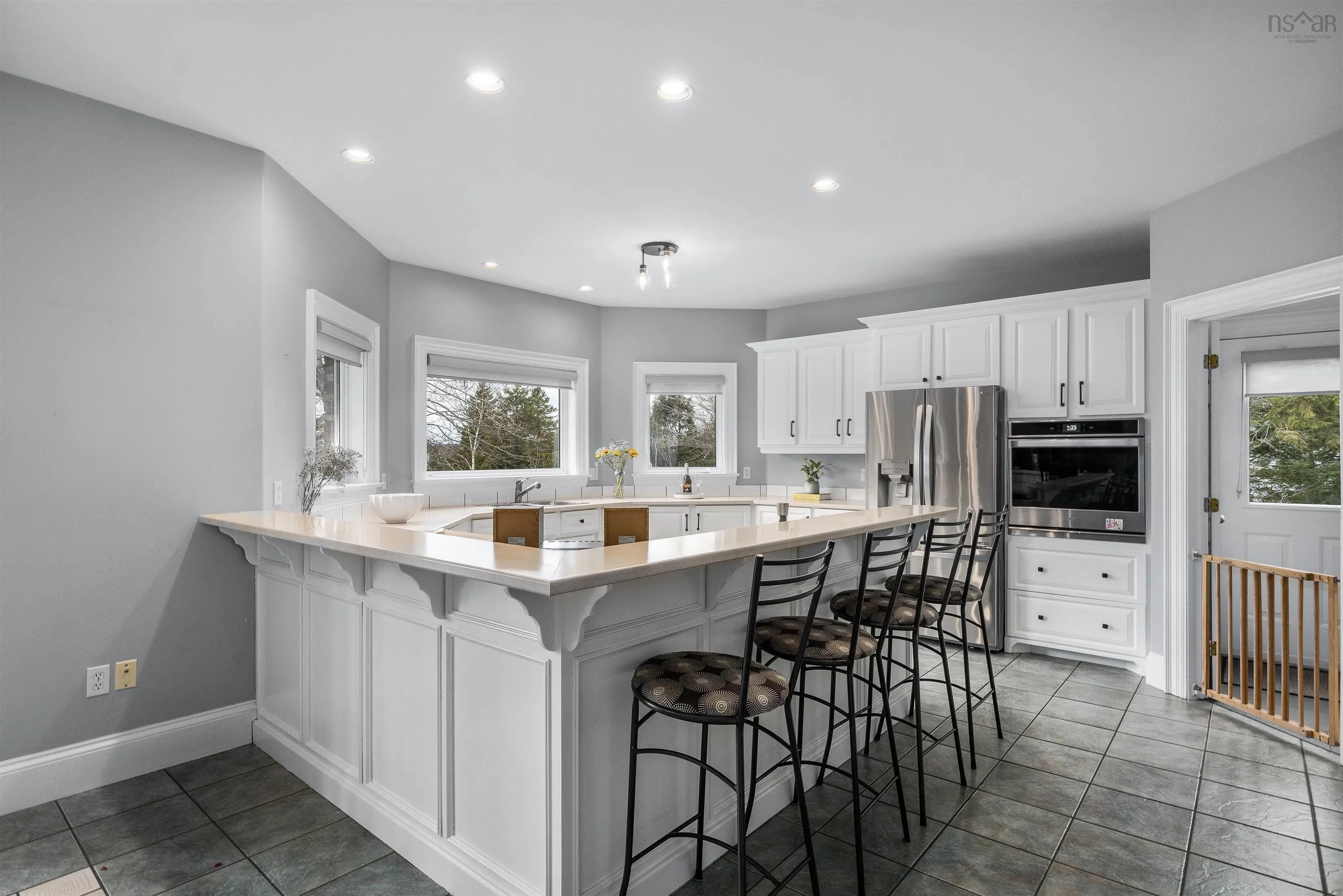 24 Glenmorren Court, Fall River, NS B2T 1A4, 5 Bedrooms Bedrooms, ,5 BathroomsBathrooms,Residential,For Sale,Glenmorren,202522129