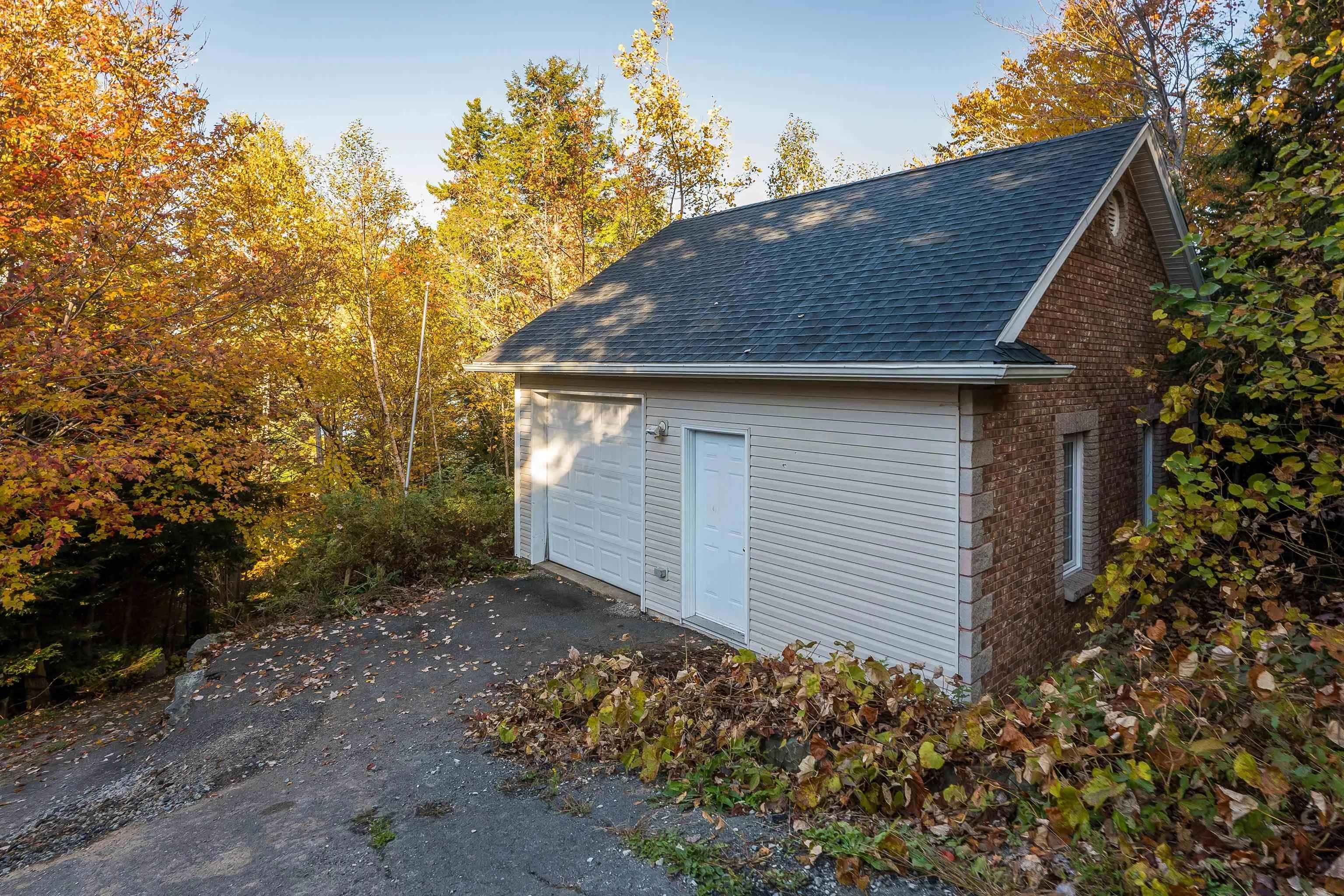 24 Glenmorren Court, Fall River, NS B2T 1A4, 5 Bedrooms Bedrooms, ,5 BathroomsBathrooms,Residential,For Sale,Glenmorren,202522129