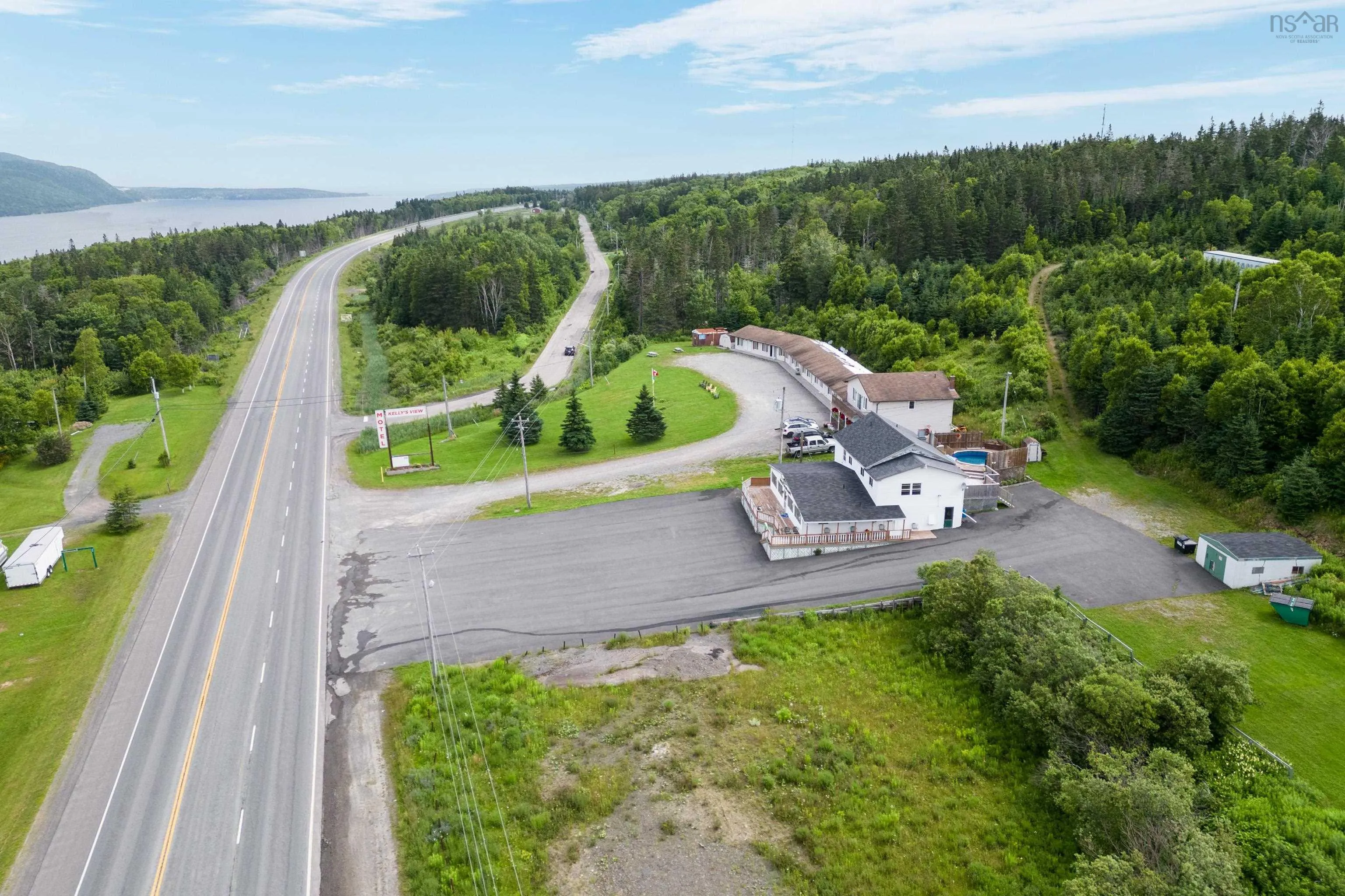 785 105 Highway, Boularderie East, NS B1X 1J6, ,Commercial Sale,For Sale,105,202521230