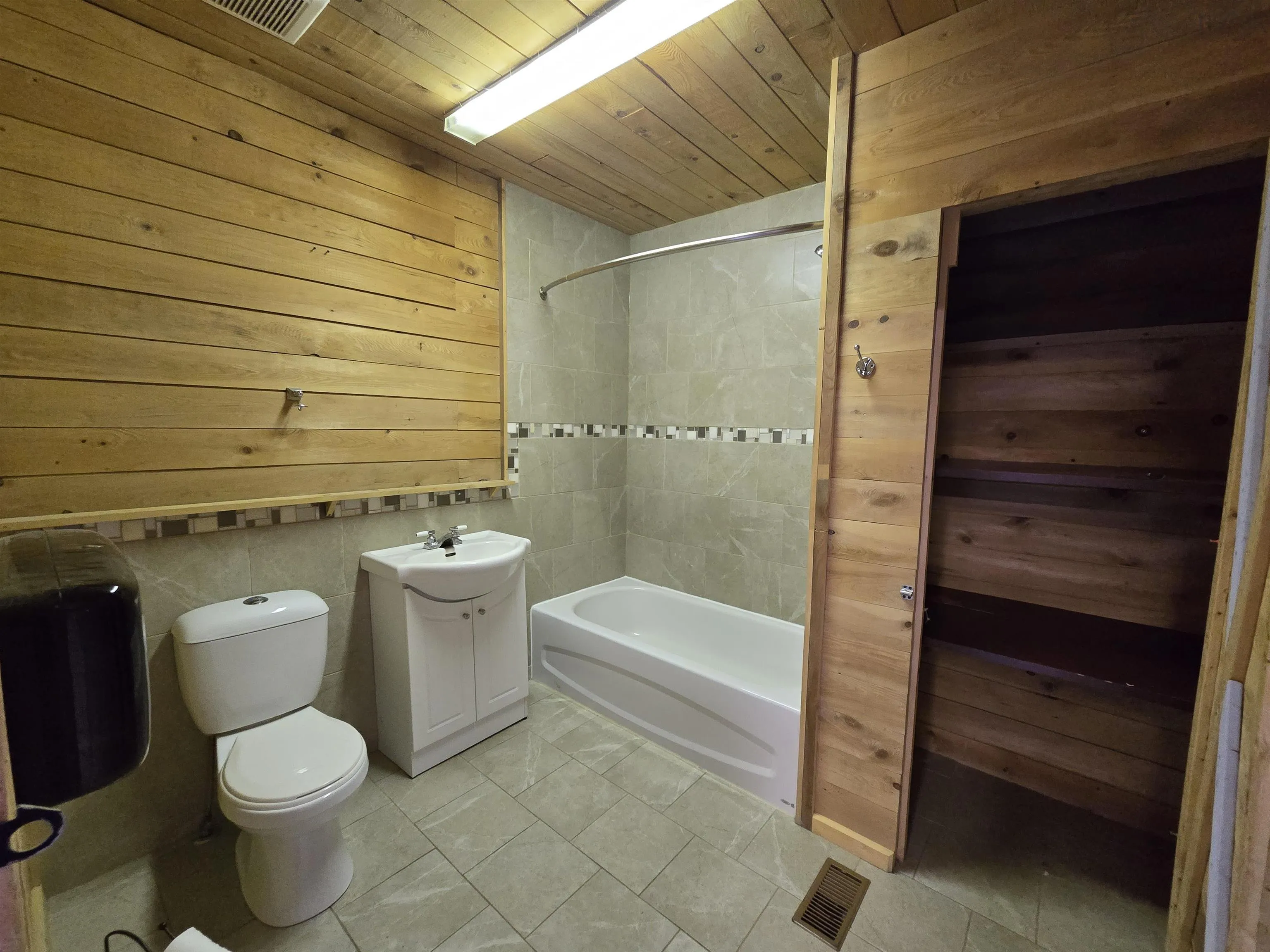 5121 Highway 10, New Germany Ns B0r 1e0, 2 Bedrooms Bedrooms, ,2 BathroomsBathrooms,Residential,For Sale,Highway 10,202509881