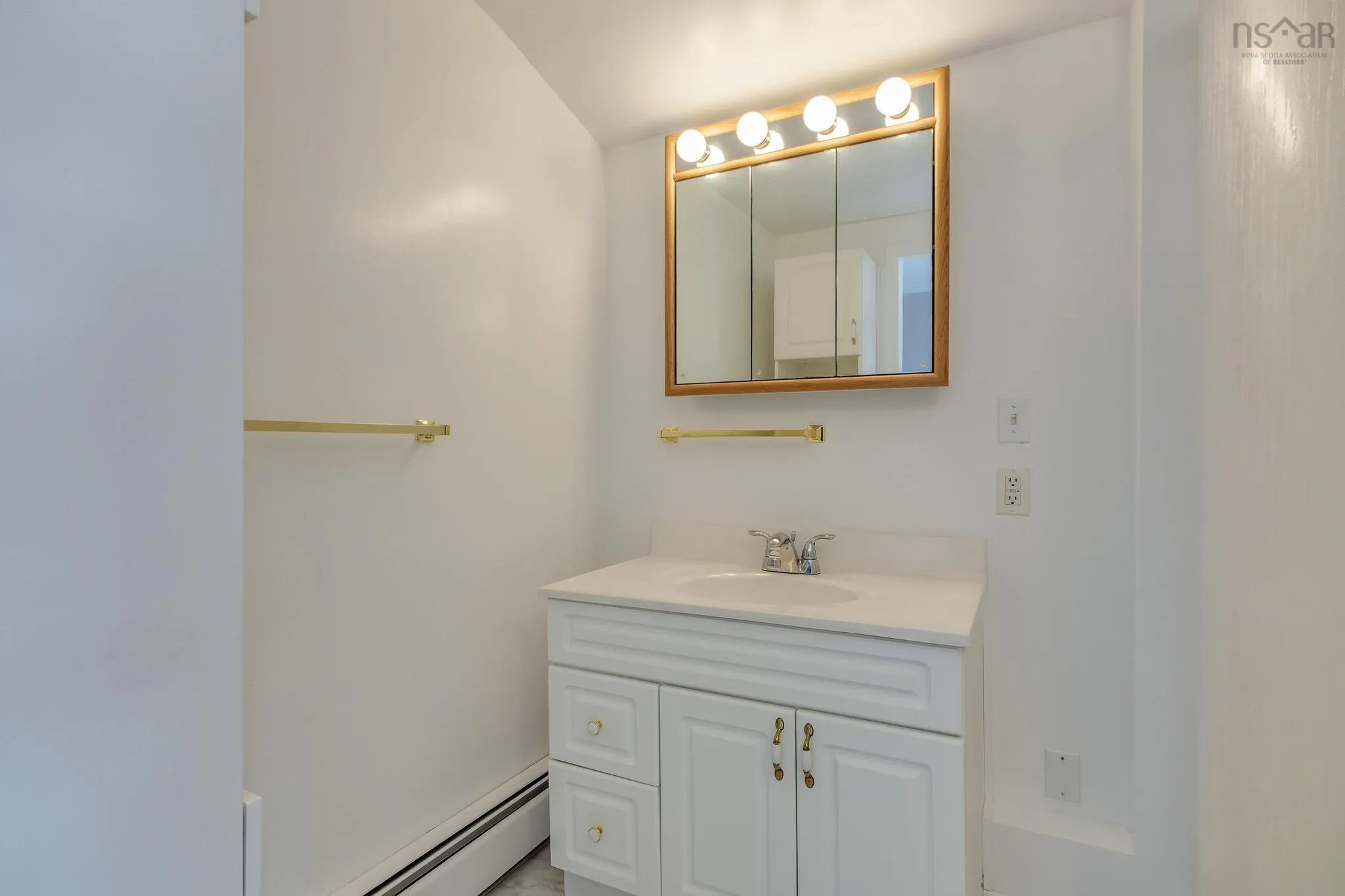 4022 Aylesford Road, Lake Paul Ns B0p 1c0, 3 Bedrooms Bedrooms, ,2 BathroomsBathrooms,Residential,For Sale,Aylesford,202509238