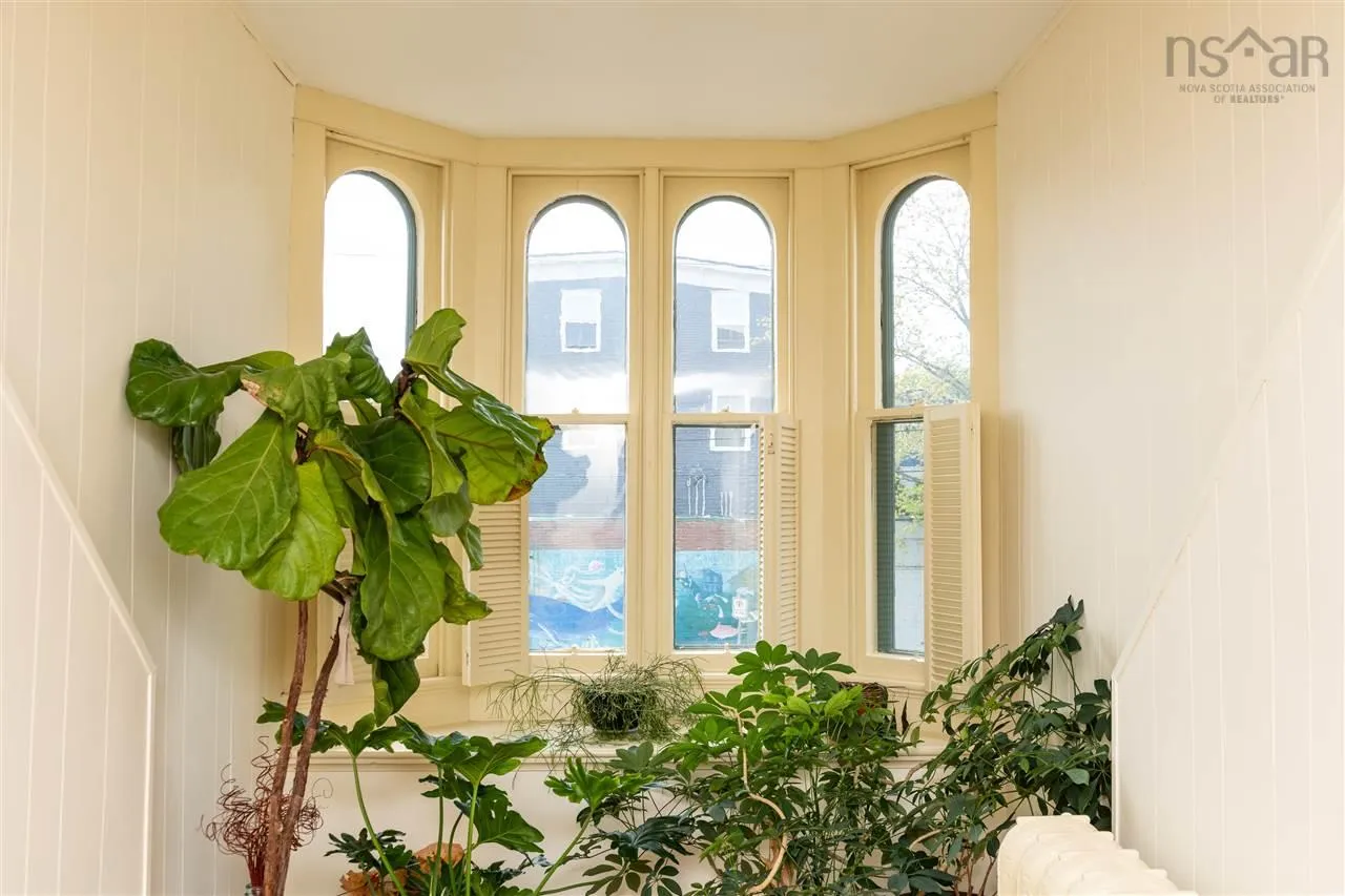28 King Street, Lunenburg Ns B0j 2c0, 3 Bedrooms Bedrooms, ,2 BathroomsBathrooms,Residential,For Sale,King,202402976