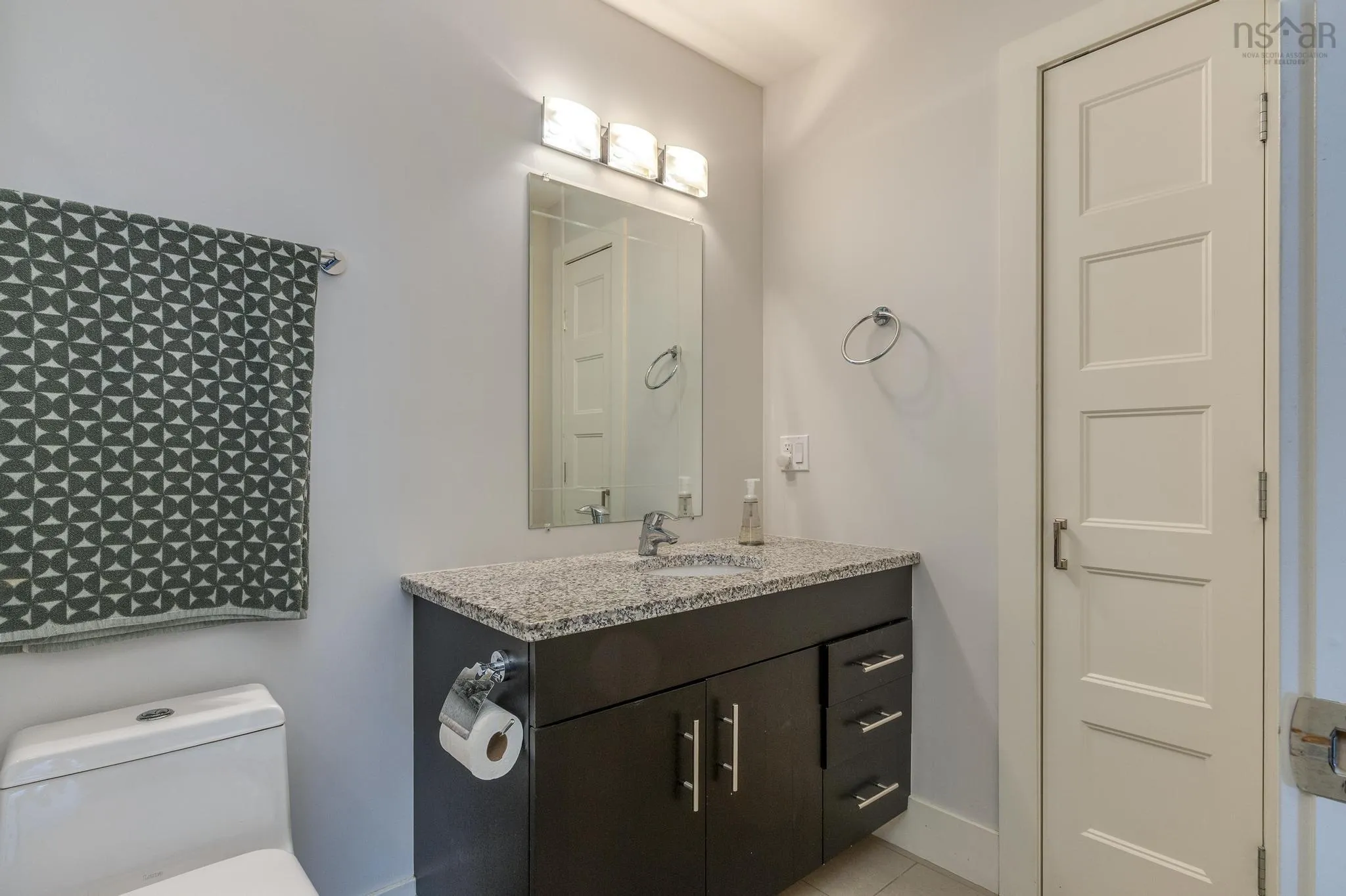 1006-15 Kings Wharf Place, Dartmouth, NS B2Y 0C2, 2 Bedrooms Bedrooms, ,2 BathroomsBathrooms,Residential,For Sale,Kings Wharf,202520359