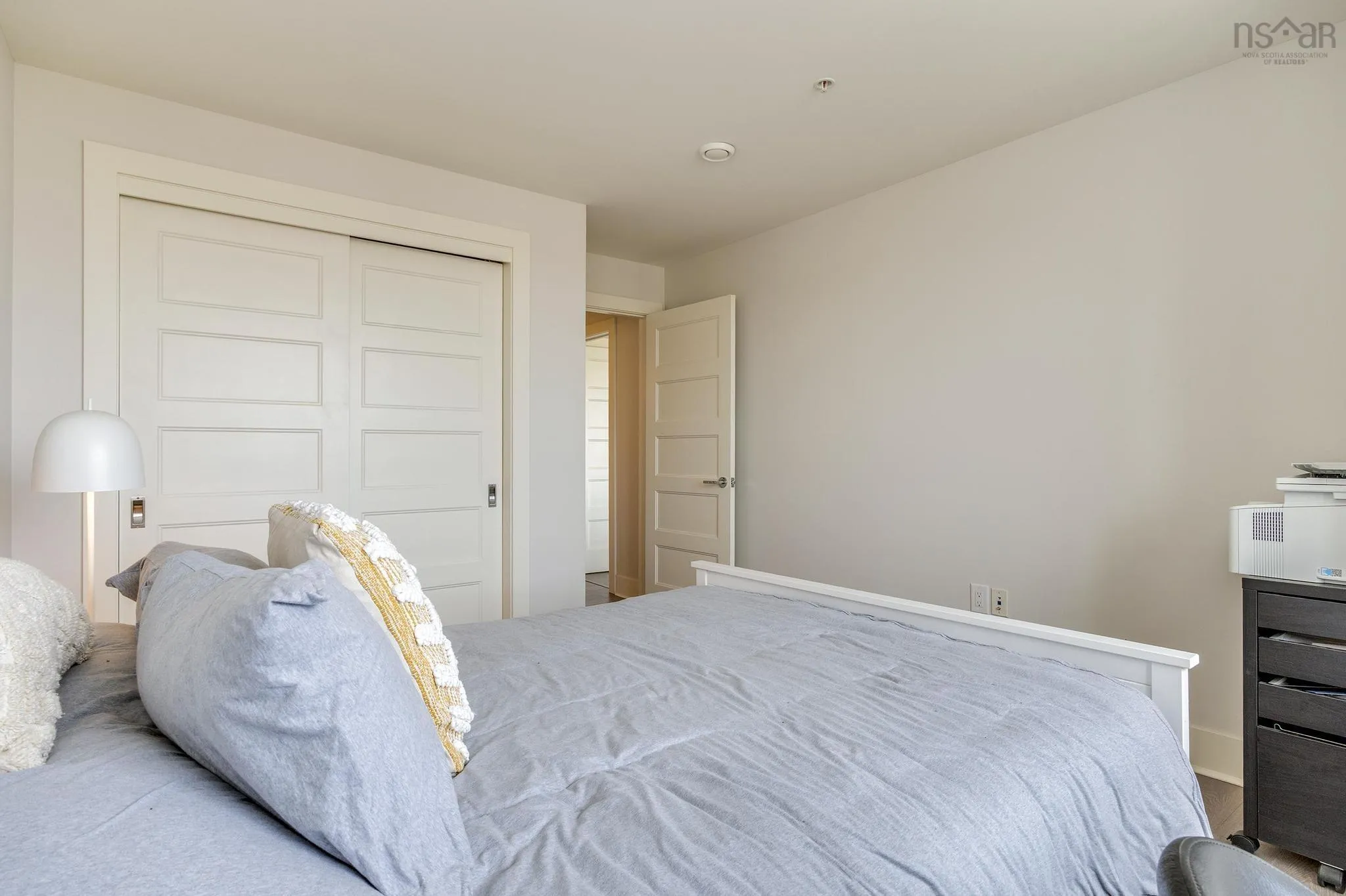 1006-15 Kings Wharf Place, Dartmouth, NS B2Y 0C2, 2 Bedrooms Bedrooms, ,2 BathroomsBathrooms,Residential,For Sale,Kings Wharf,202520359