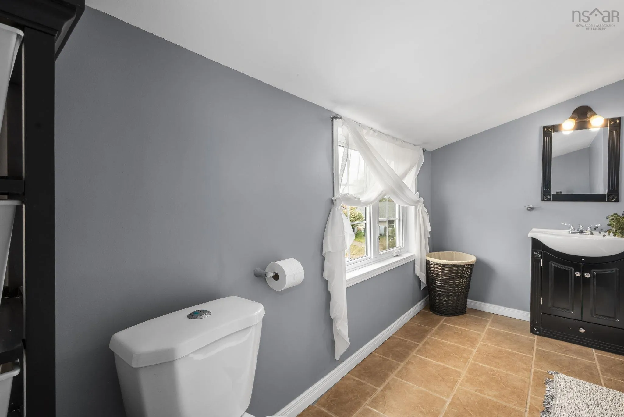 4450 Highway 1, Three Mile Plains, NS B0N 2T0, 3 Bedrooms Bedrooms, ,2 BathroomsBathrooms,Residential,For Sale,Highway 1,202521582