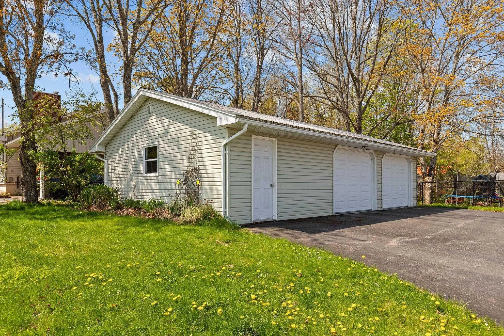 1700 King Street, Windsor, NS B0N 2T0, 3 Bedrooms Bedrooms, ,1 BathroomBathrooms,Residential,For Sale,King,202511391