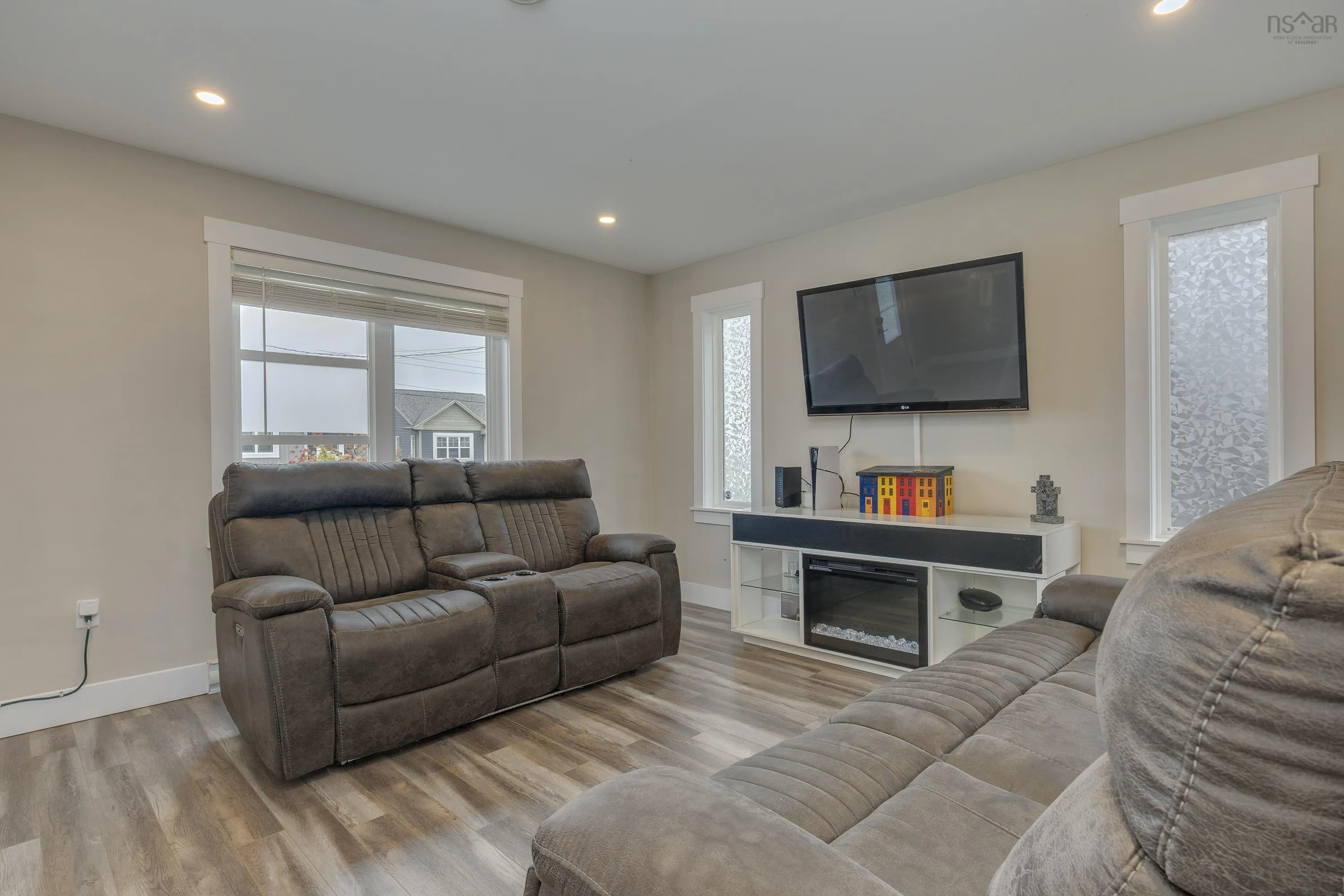 17 Boyne Court, Eastern Passage, NS B3G 0G9, 4 Bedrooms Bedrooms, ,4 BathroomsBathrooms,Residential,For Sale,Boyne,202520973