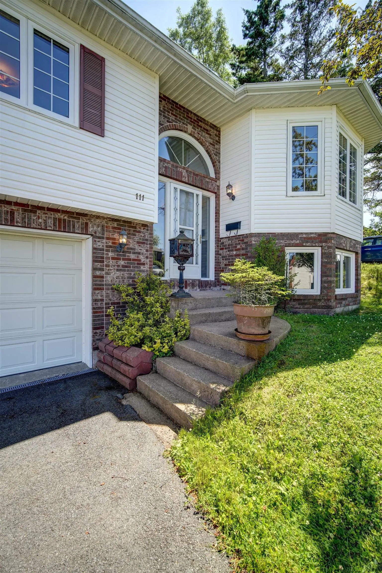 111 Nova Terrace, Colby Village, NS B2V 1B1, 4 Bedrooms Bedrooms, ,2 BathroomsBathrooms,Residential,For Sale,Nova,202517857