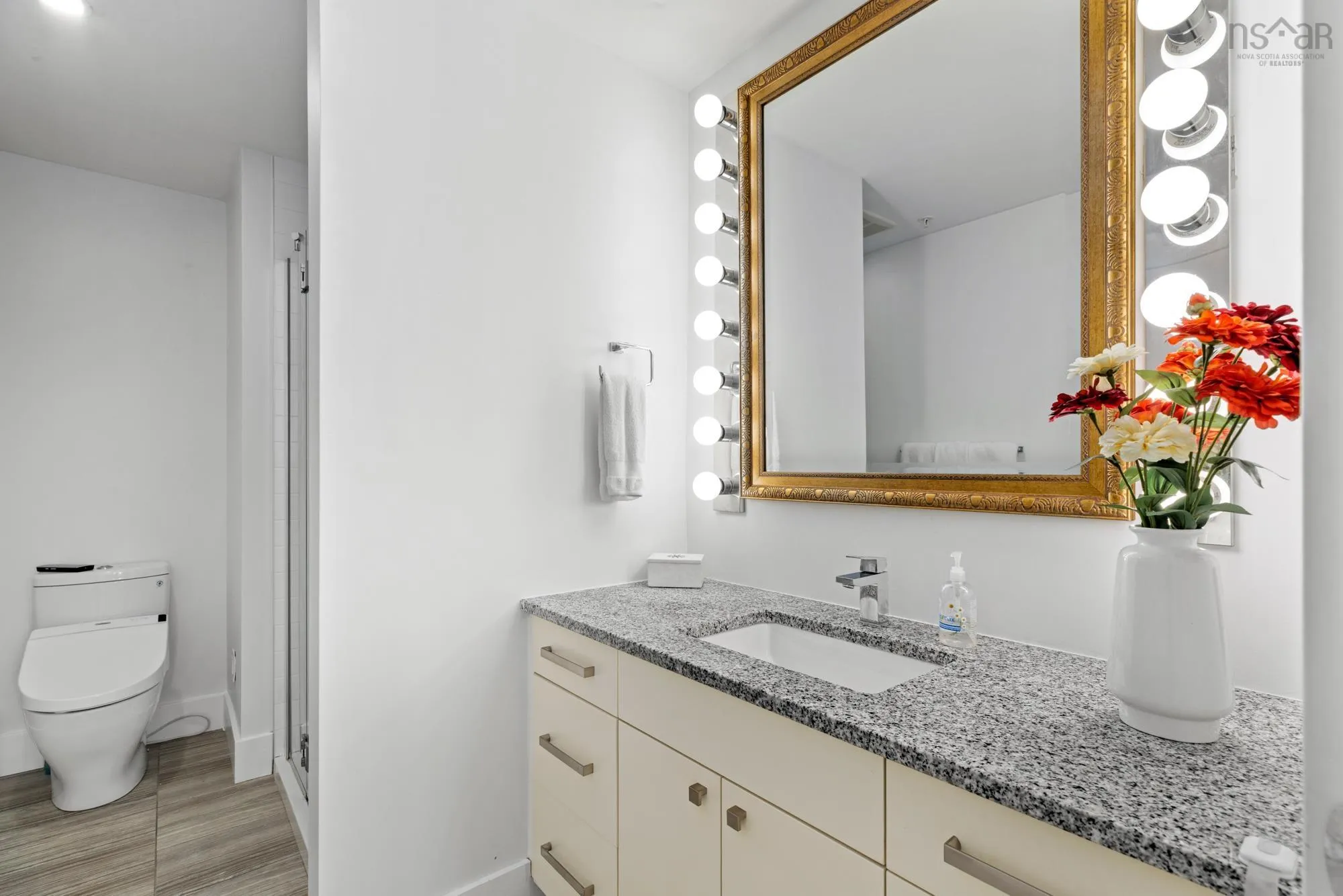 206-67 Kings Wharf Place, Dartmouth, NS B2Y 0C6, 2 Bedrooms Bedrooms, ,2 BathroomsBathrooms,Residential,For Sale,Kings Wharf,202520200