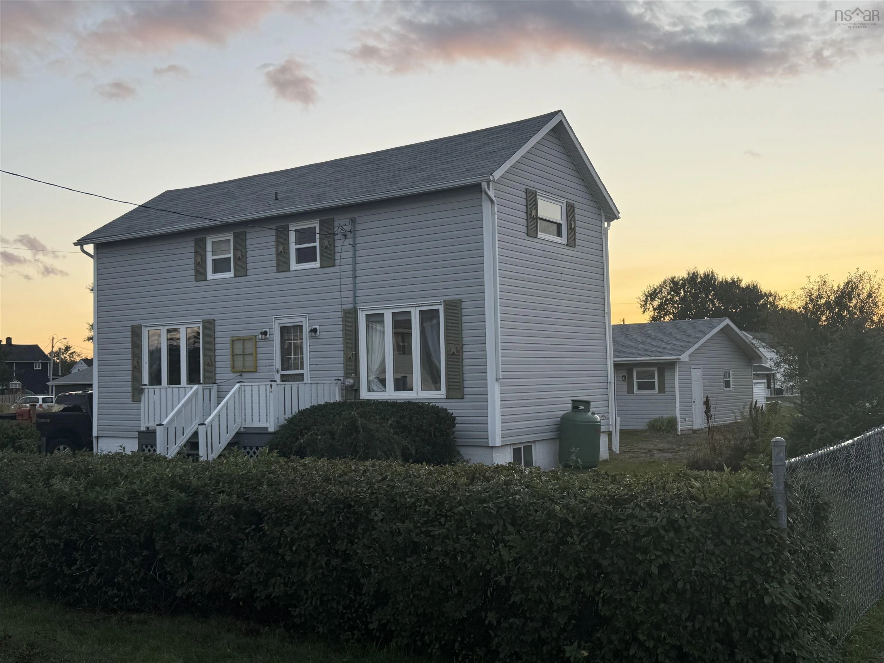 367 Thirteenth Street, New Waterford, NS B1H 4B5, 4 Bedrooms Bedrooms, ,2 BathroomsBathrooms,Residential,For Sale,Thirteenth,202523687