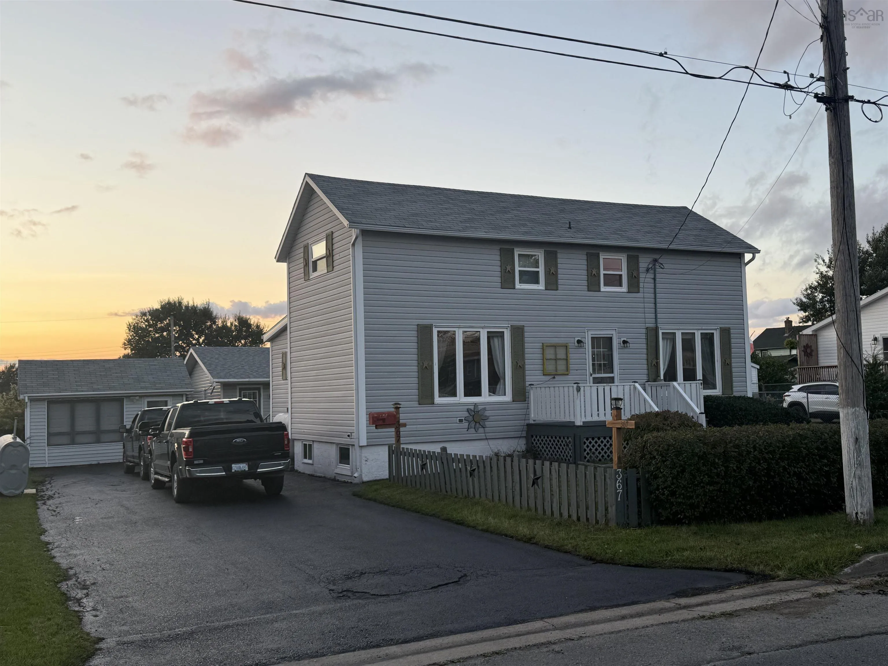 367 Thirteenth Street, New Waterford, NS B1H 4B5, 4 Bedrooms Bedrooms, ,2 BathroomsBathrooms,Residential,For Sale,Thirteenth,202523687