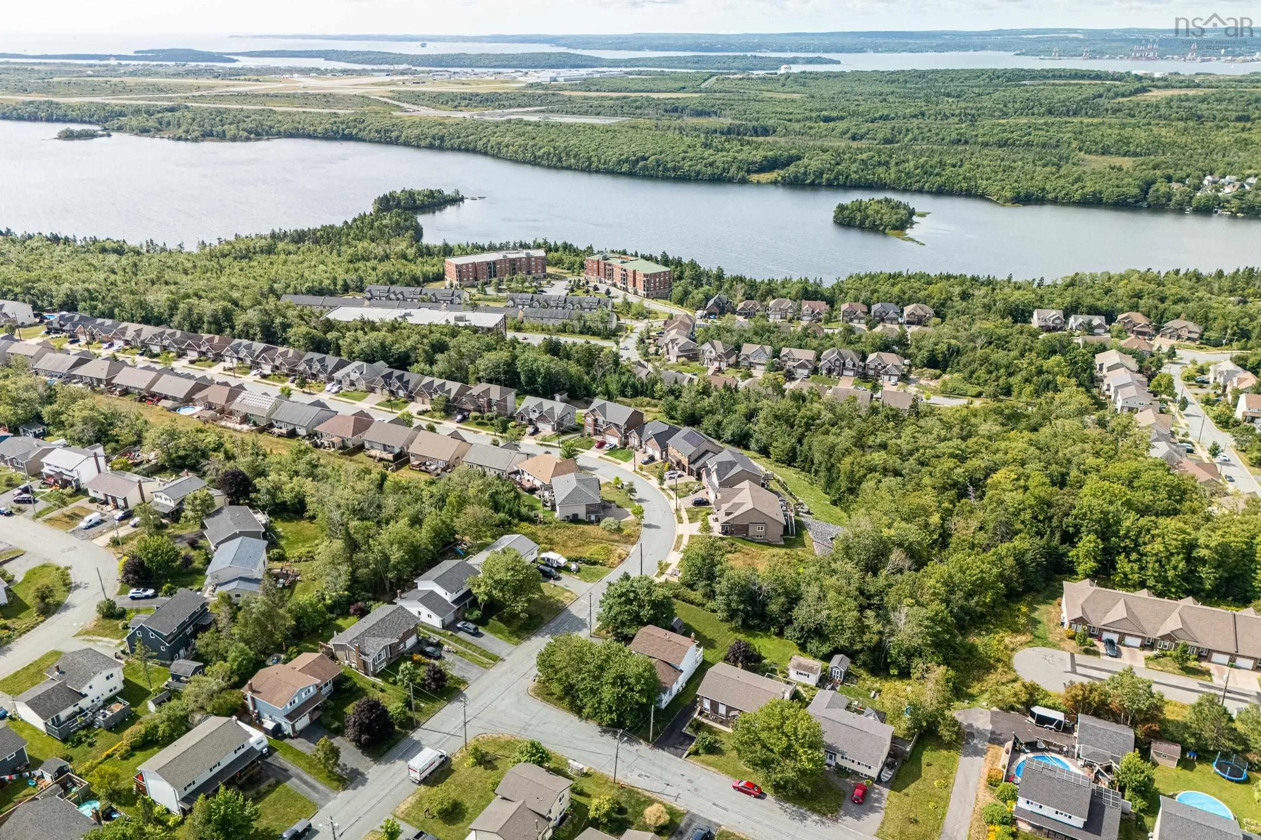 6 Eagle Lane, Cole Harbour, NS B2V 2G5, 4 Bedrooms Bedrooms, ,3 BathroomsBathrooms,Residential,For Sale,Eagle,202522050