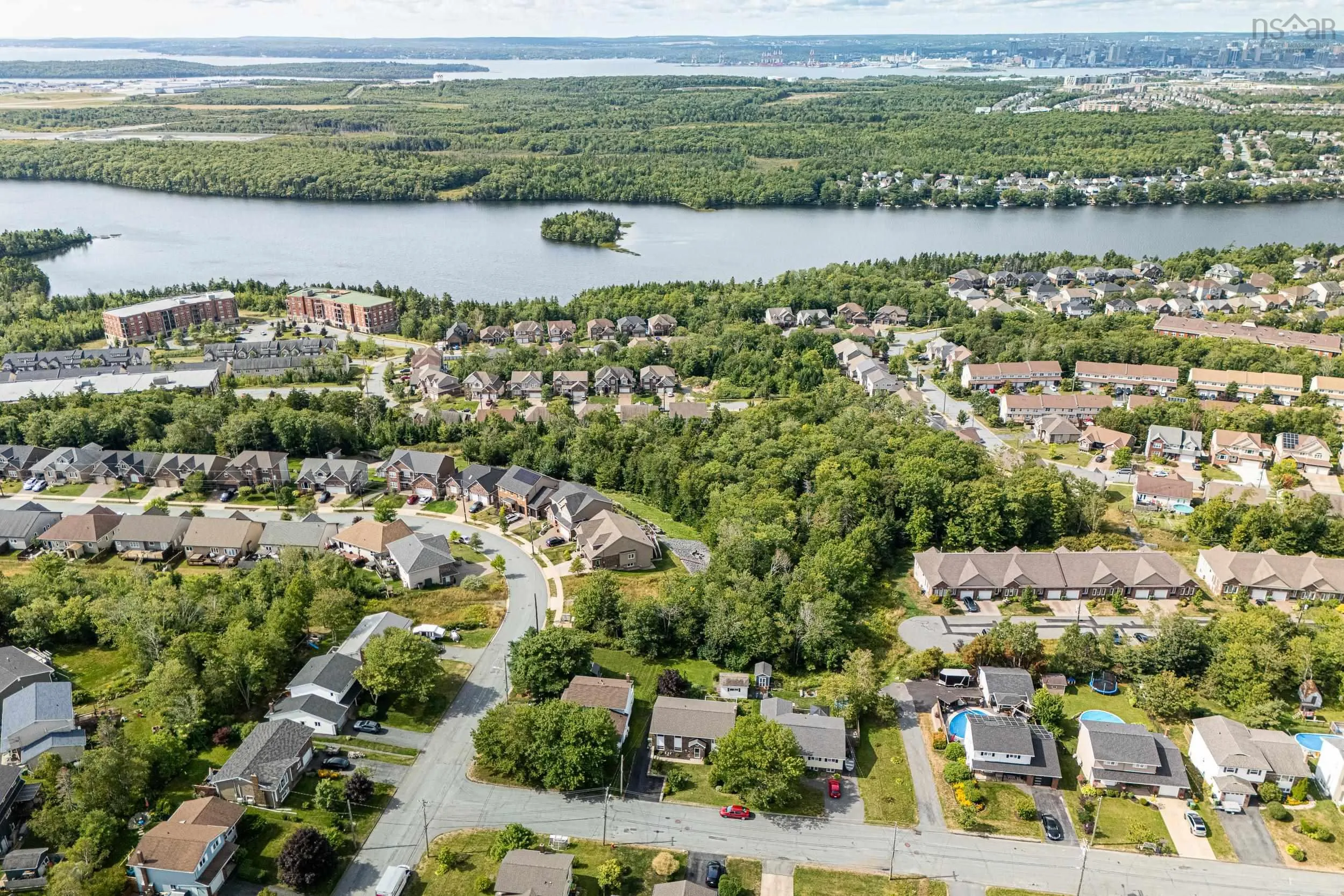 6 Eagle Lane, Cole Harbour, NS B2V 2G5, 4 Bedrooms Bedrooms, ,3 BathroomsBathrooms,Residential,For Sale,Eagle,202522050