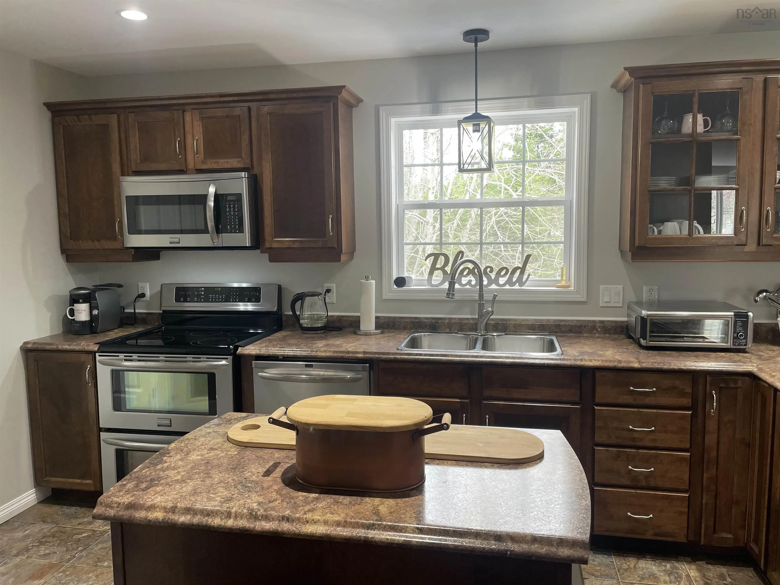 1599 Lake Road, Sandy Point Ns B0w 1w0, 3 Bedrooms Bedrooms, ,3 BathroomsBathrooms,Residential,For Sale,Lake,202510587