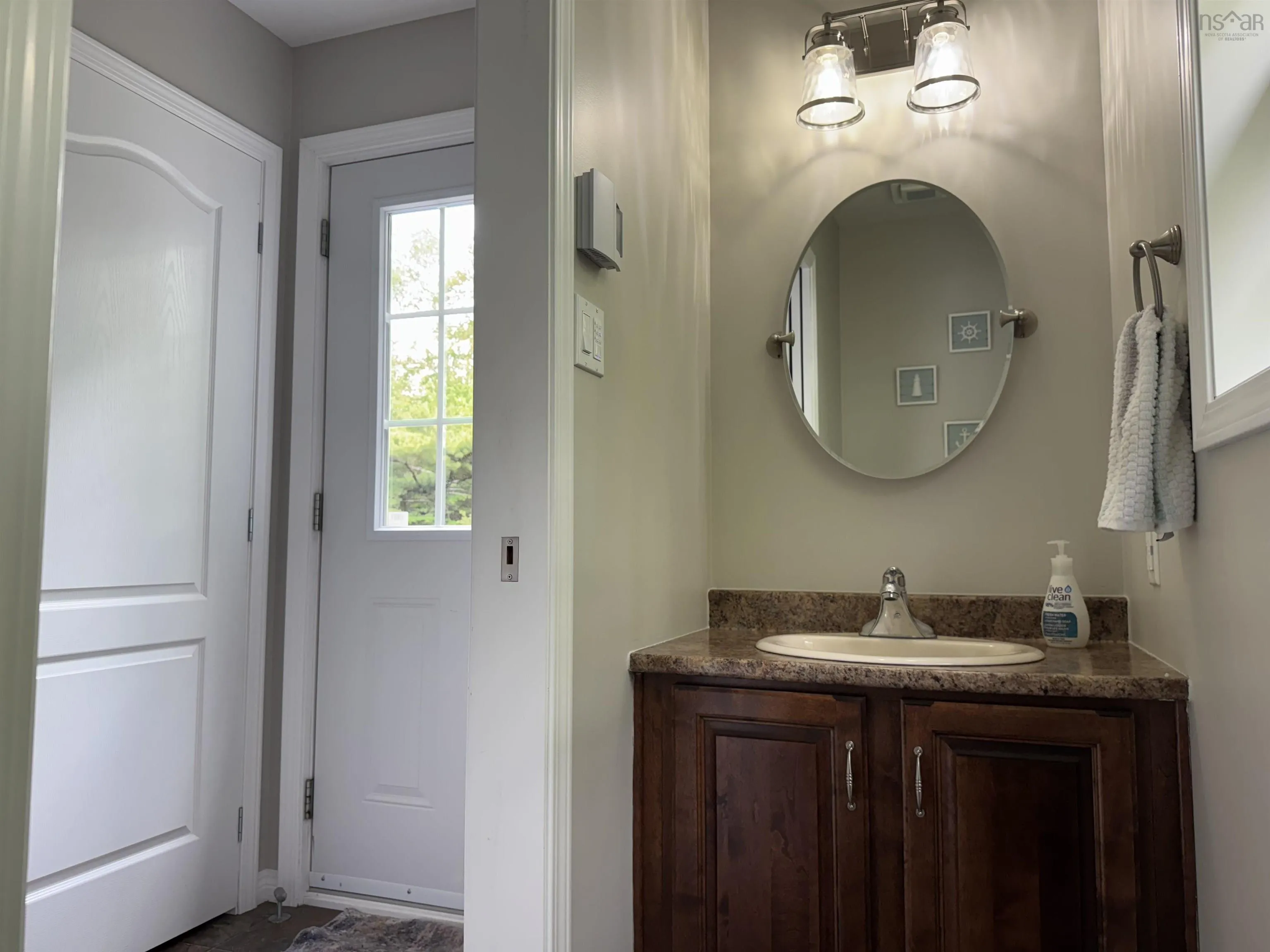 1599 Lake Road, Sandy Point Ns B0w 1w0, 3 Bedrooms Bedrooms, ,3 BathroomsBathrooms,Residential,For Sale,Lake,202510587