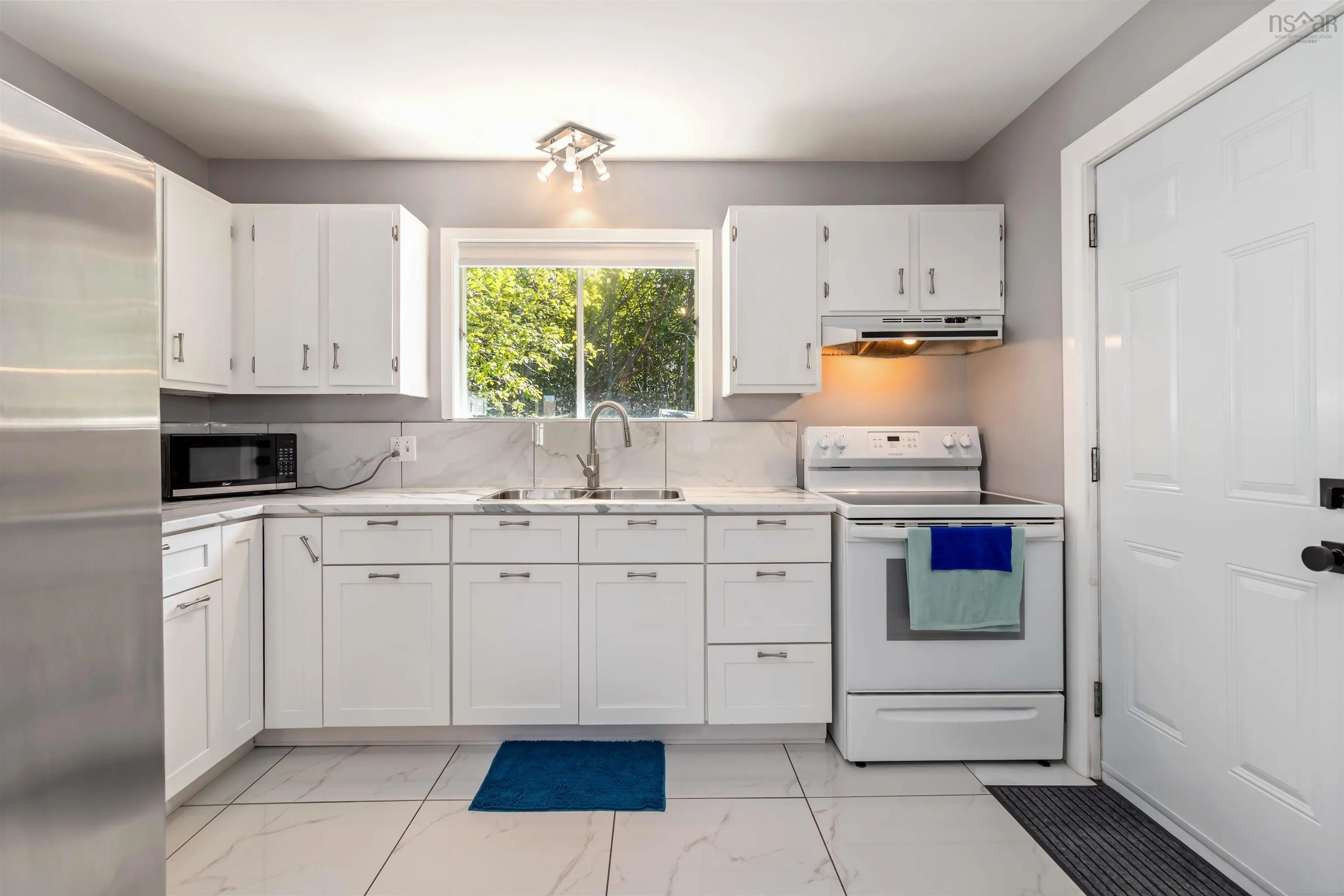 6a Paul David Court, Dartmouth, NS B2X 2Y8, 4 Bedrooms Bedrooms, ,2 BathroomsBathrooms,Residential,For Sale,Paul David,202523984